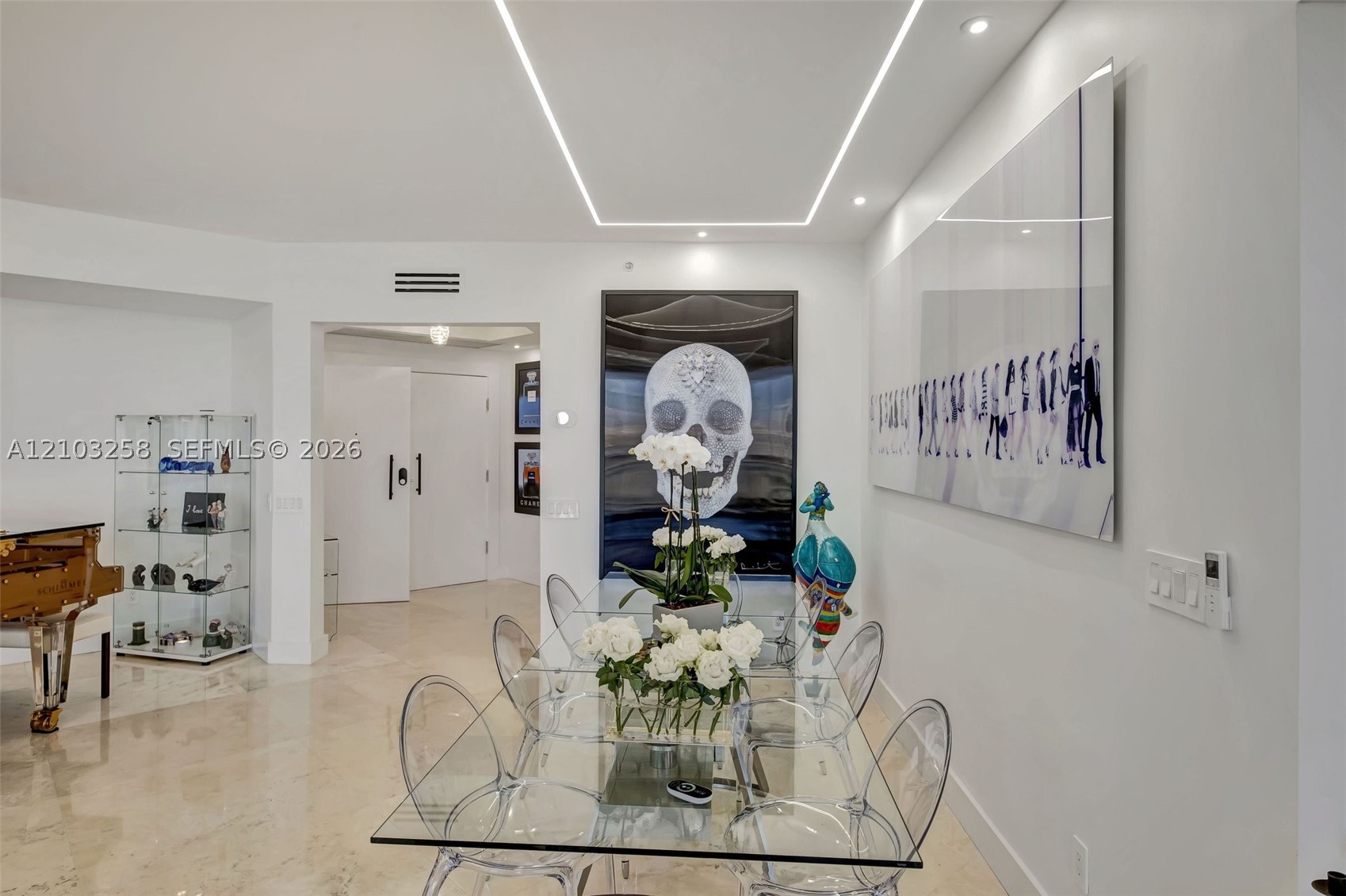 21200 Point Pl #1204 Aventura, FL 33180