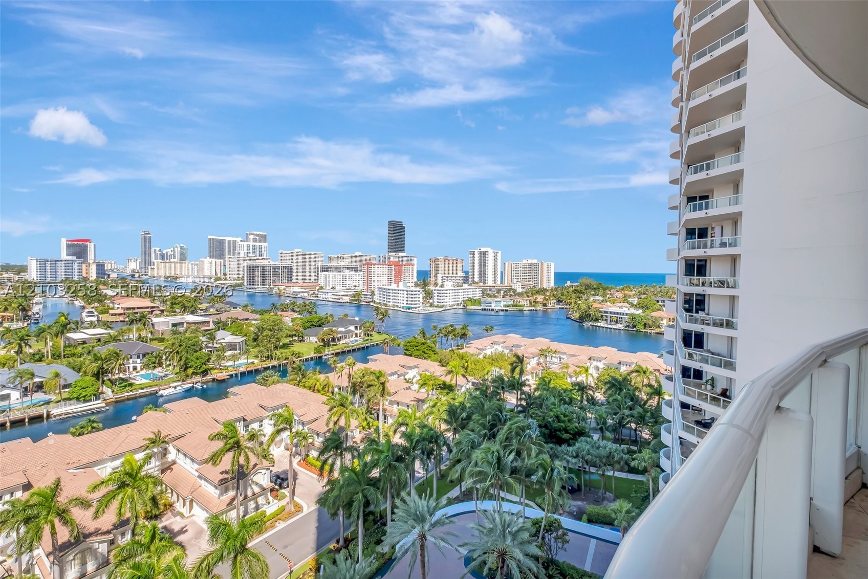 21200 Point Pl #1204 Aventura, FL 33180