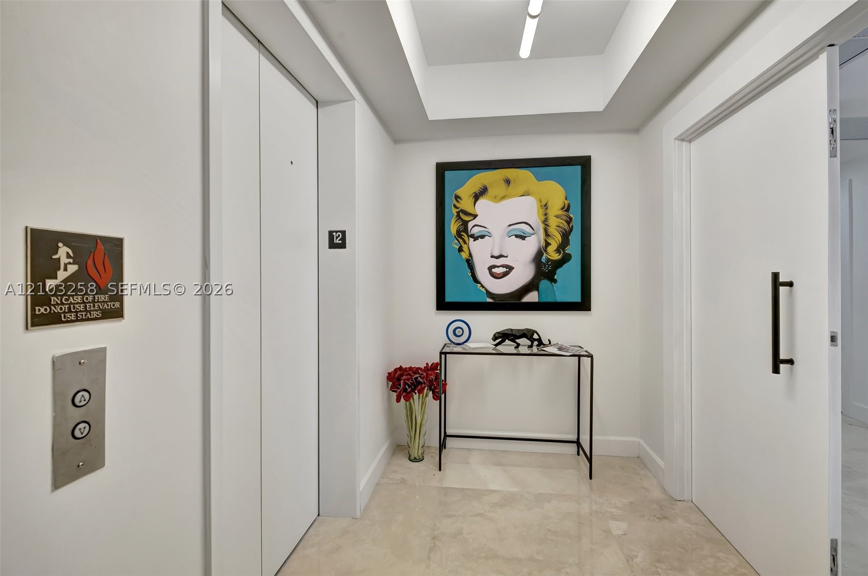 21200 Point Pl #1204 Aventura, FL 33180