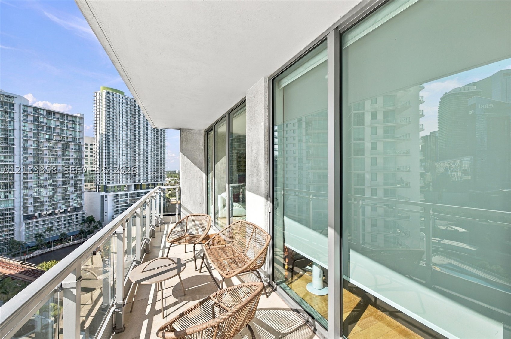 image The Ivy at Riverfront24