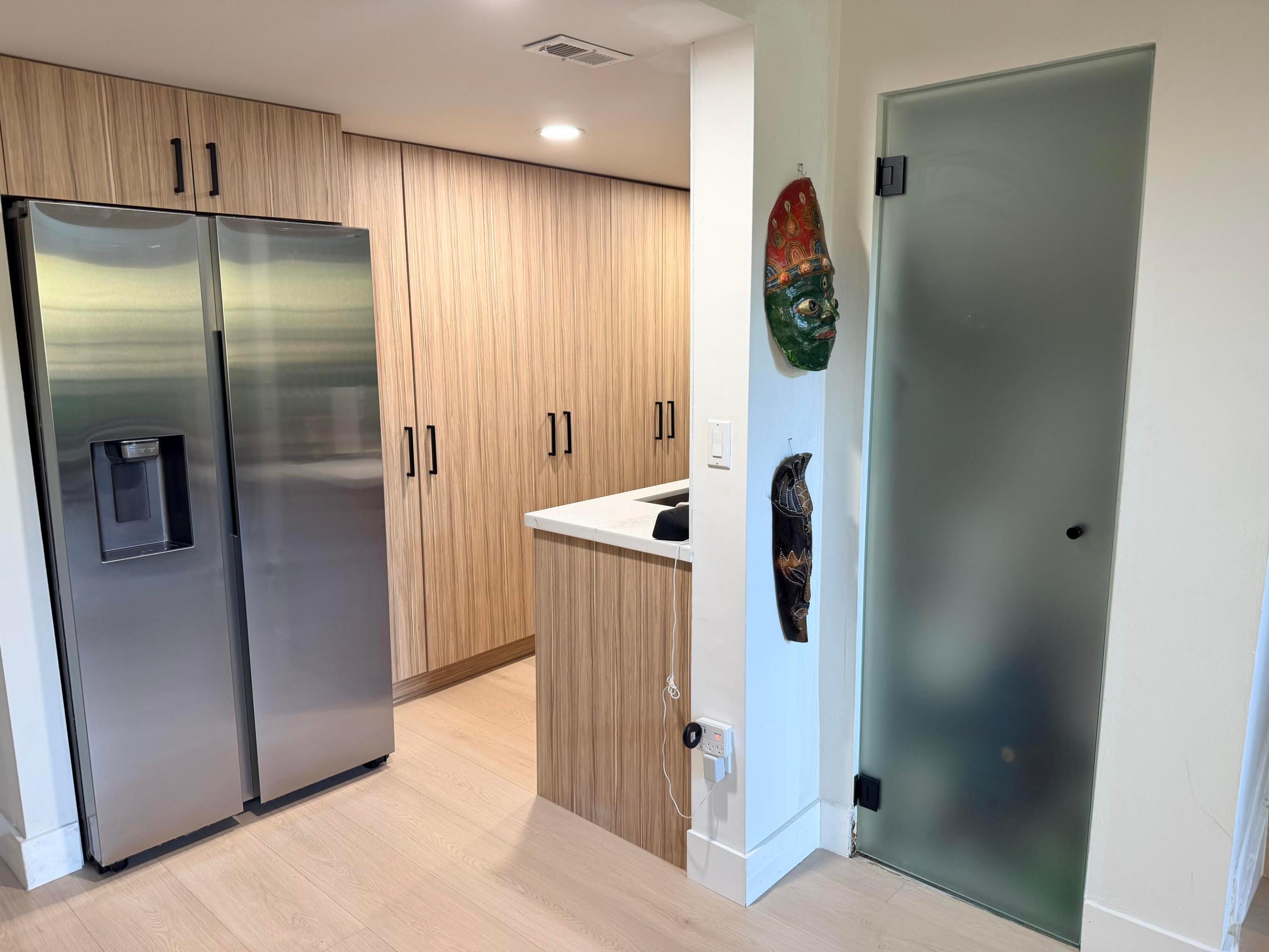 6886 N Kendall Pinecrest, FL 33156