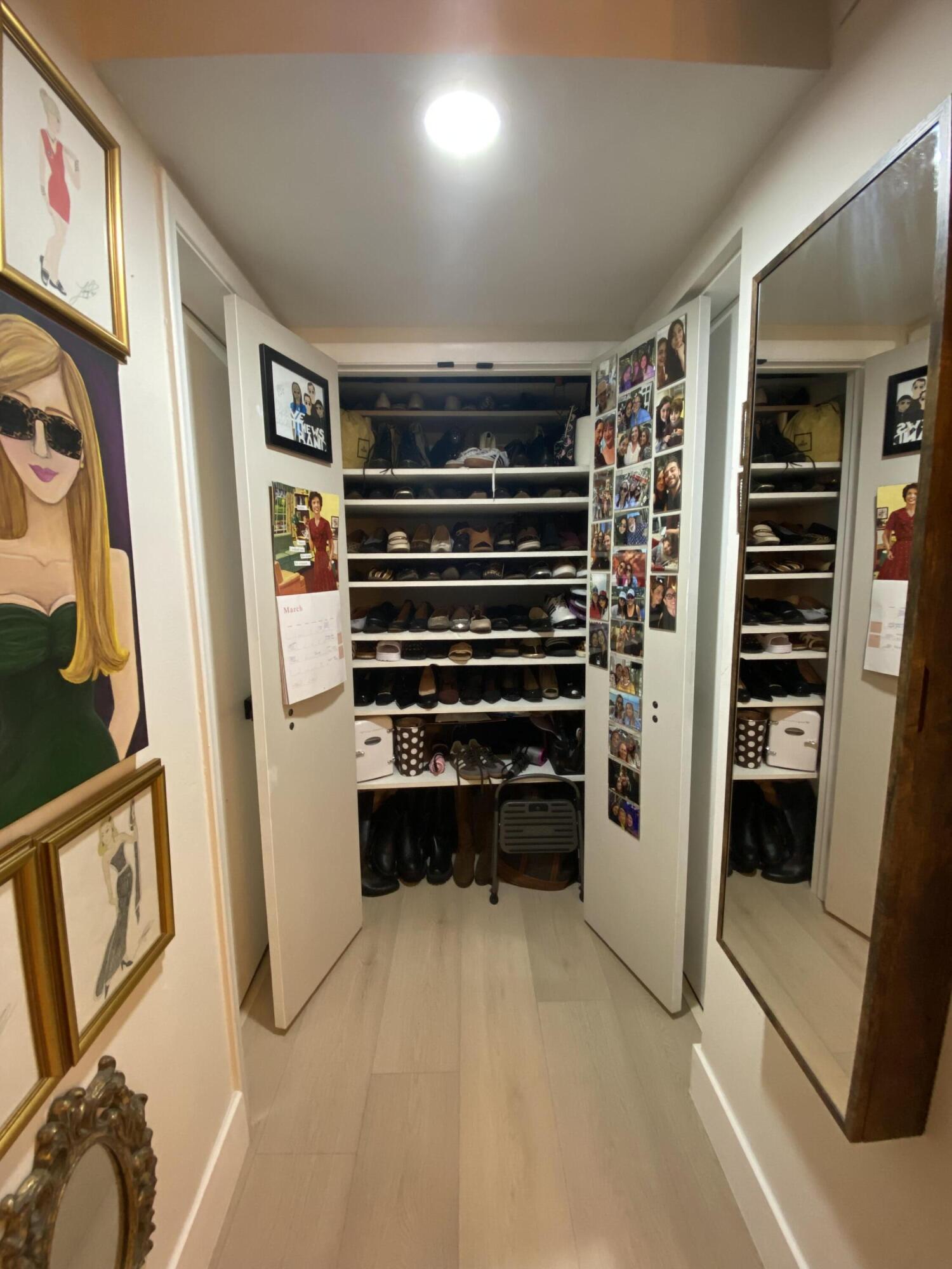 6886 N Kendall Pinecrest, FL 33156