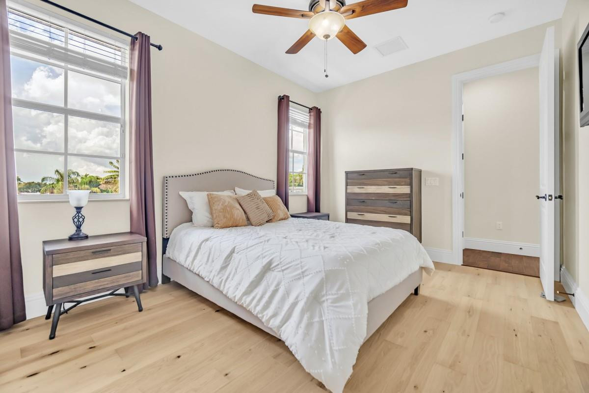 1261 NE 27th Pompano Beach, FL 33062