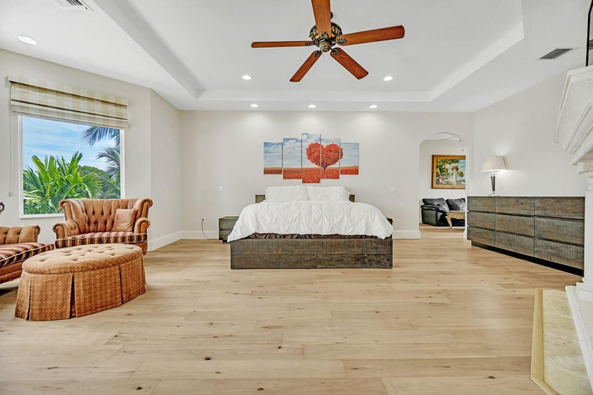 1261 NE 27th Pompano Beach, FL 33062