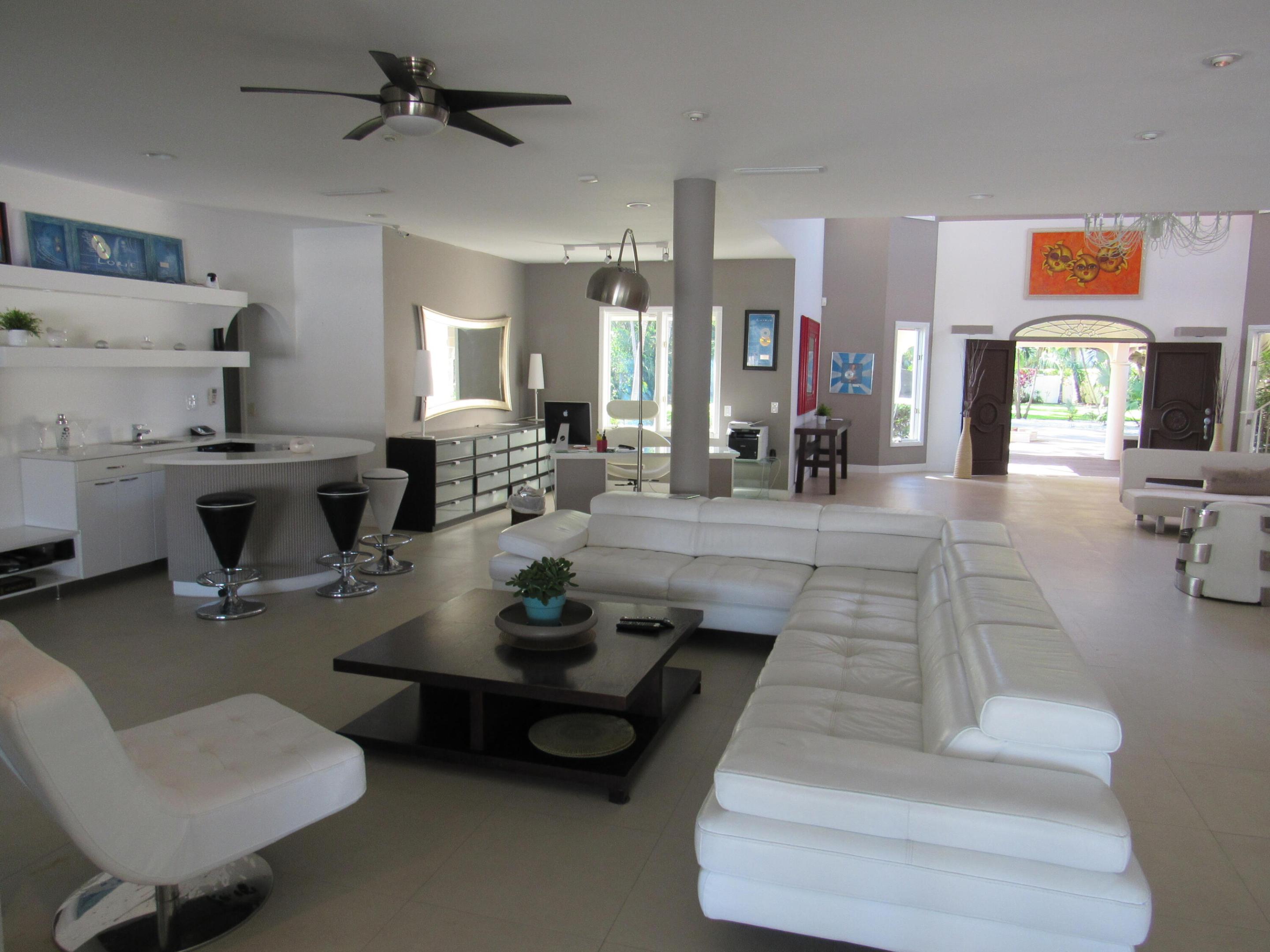 185 Palm Miami Beach, FL 33139