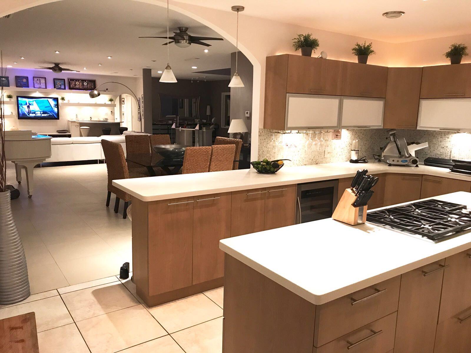 185 Palm Miami Beach, FL 33139