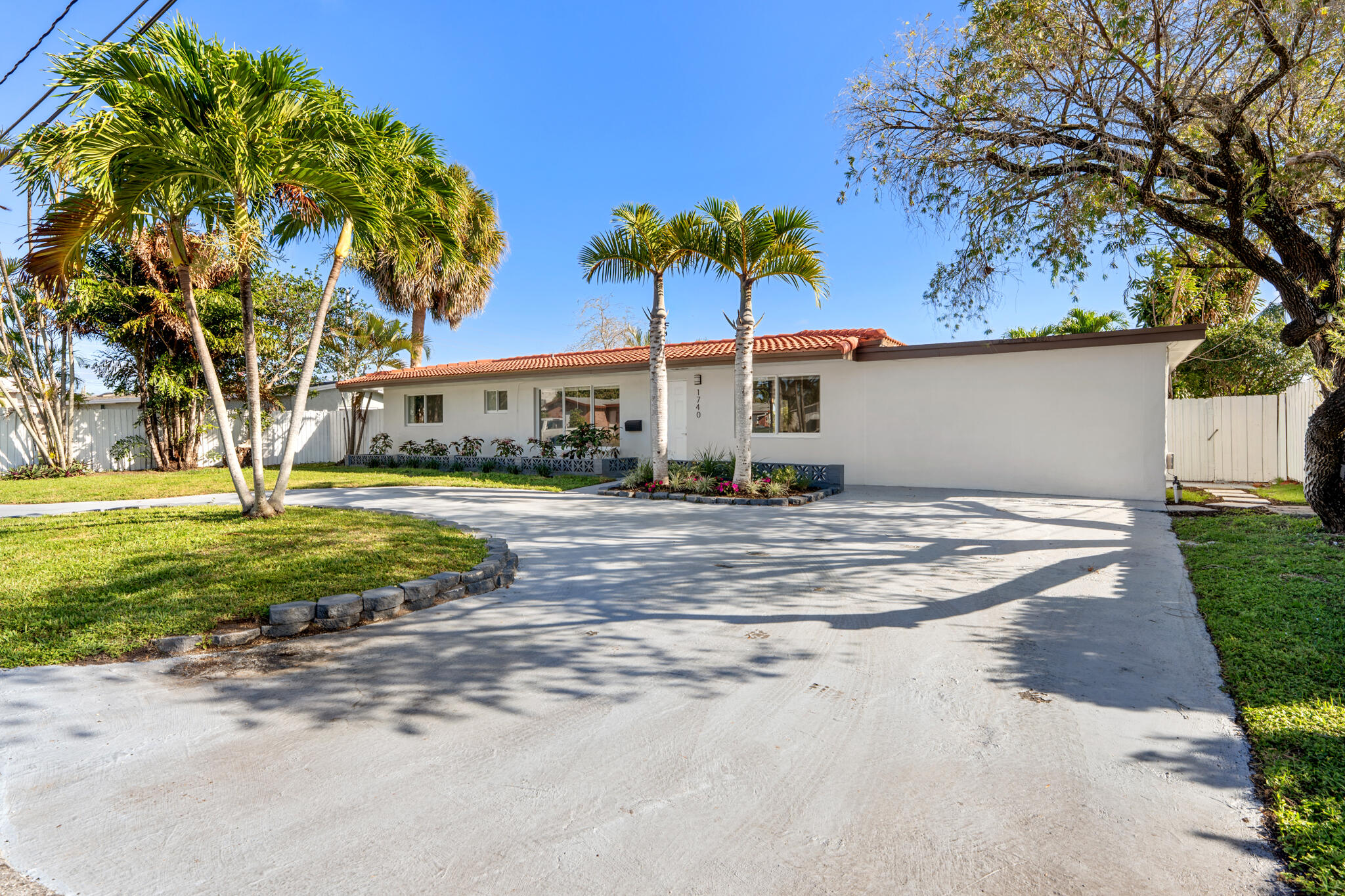 1740 NE 64th St Fort Lauderdale, FL 33334