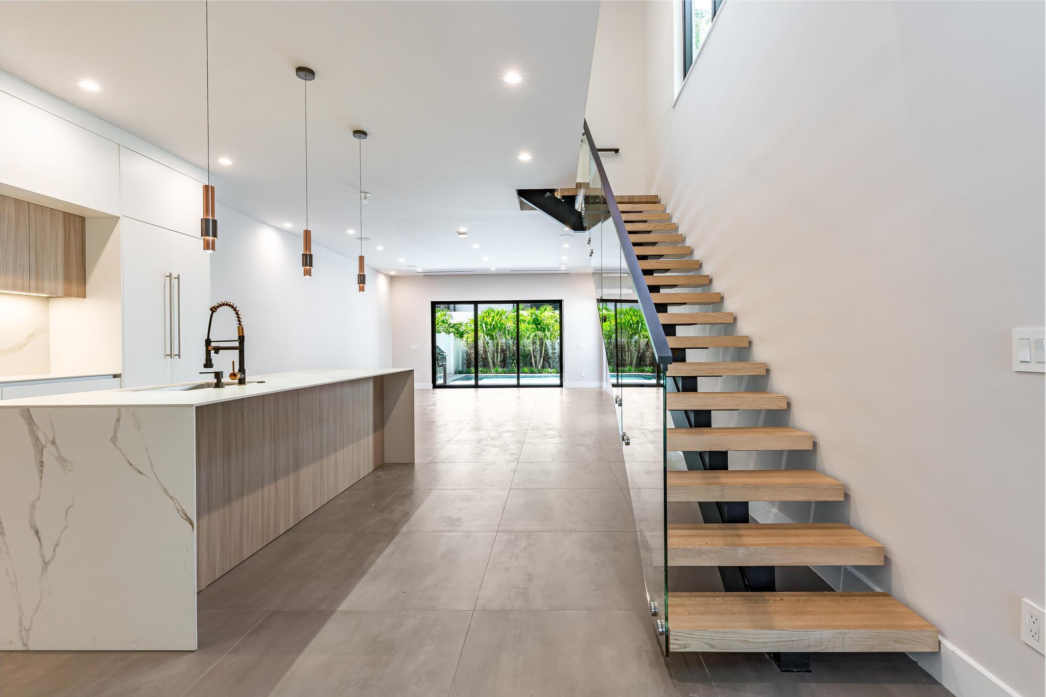 919 NE 17th #A Fort Lauderdale, FL 33304