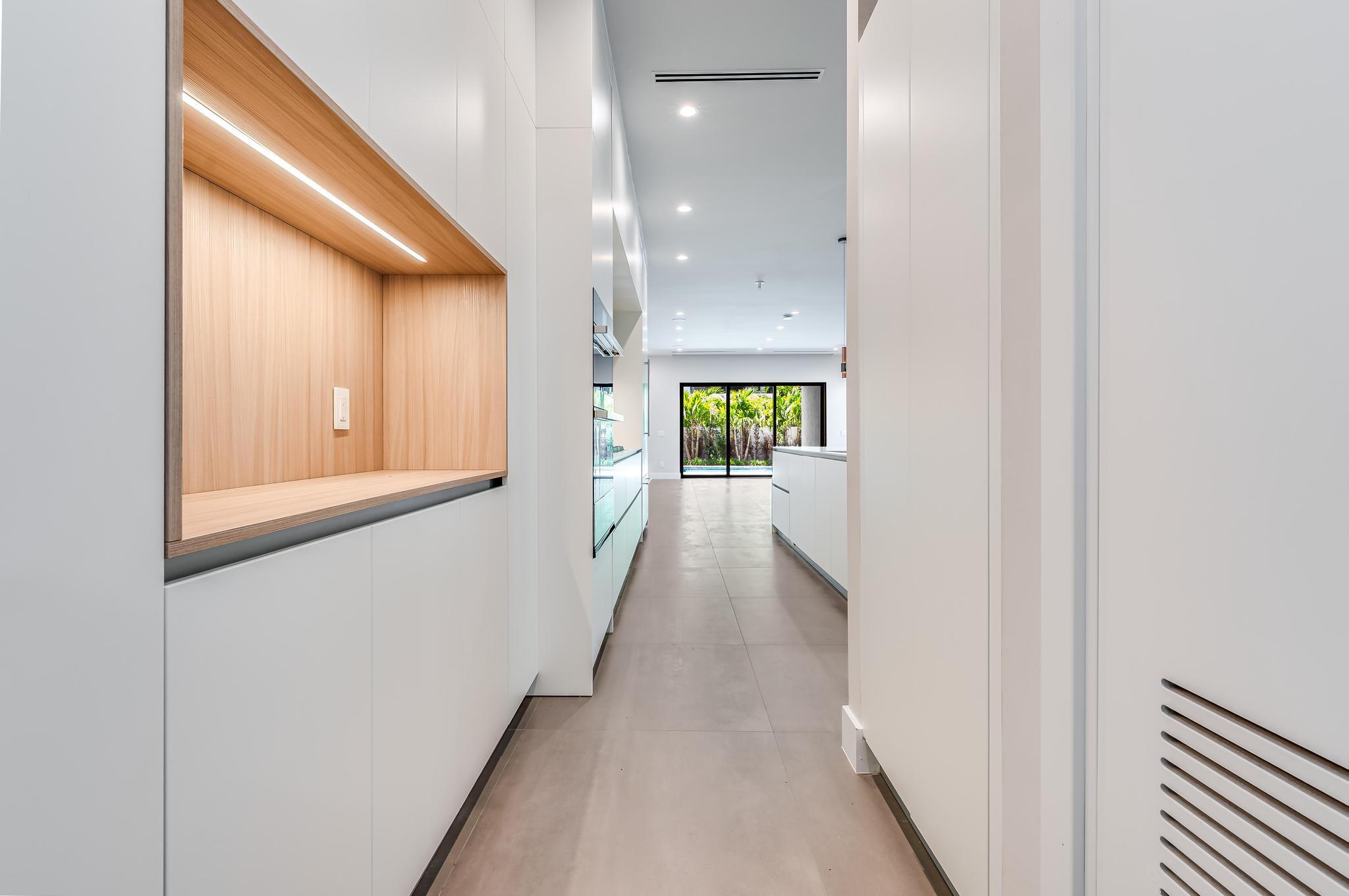 919 NE 17th #A Fort Lauderdale, FL 33304