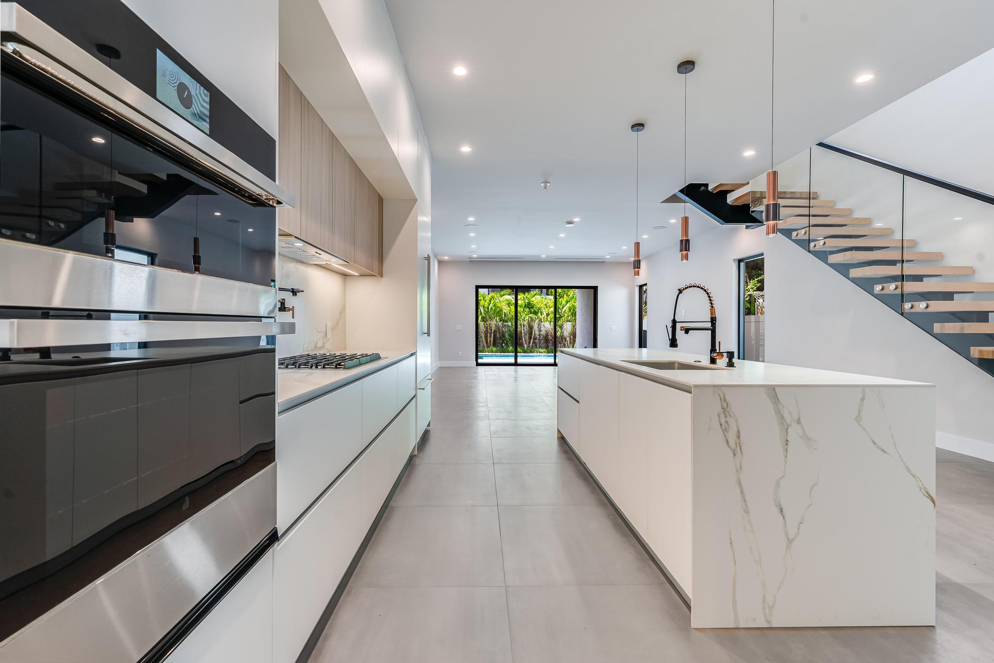 919 NE 17th #A Fort Lauderdale, FL 33304