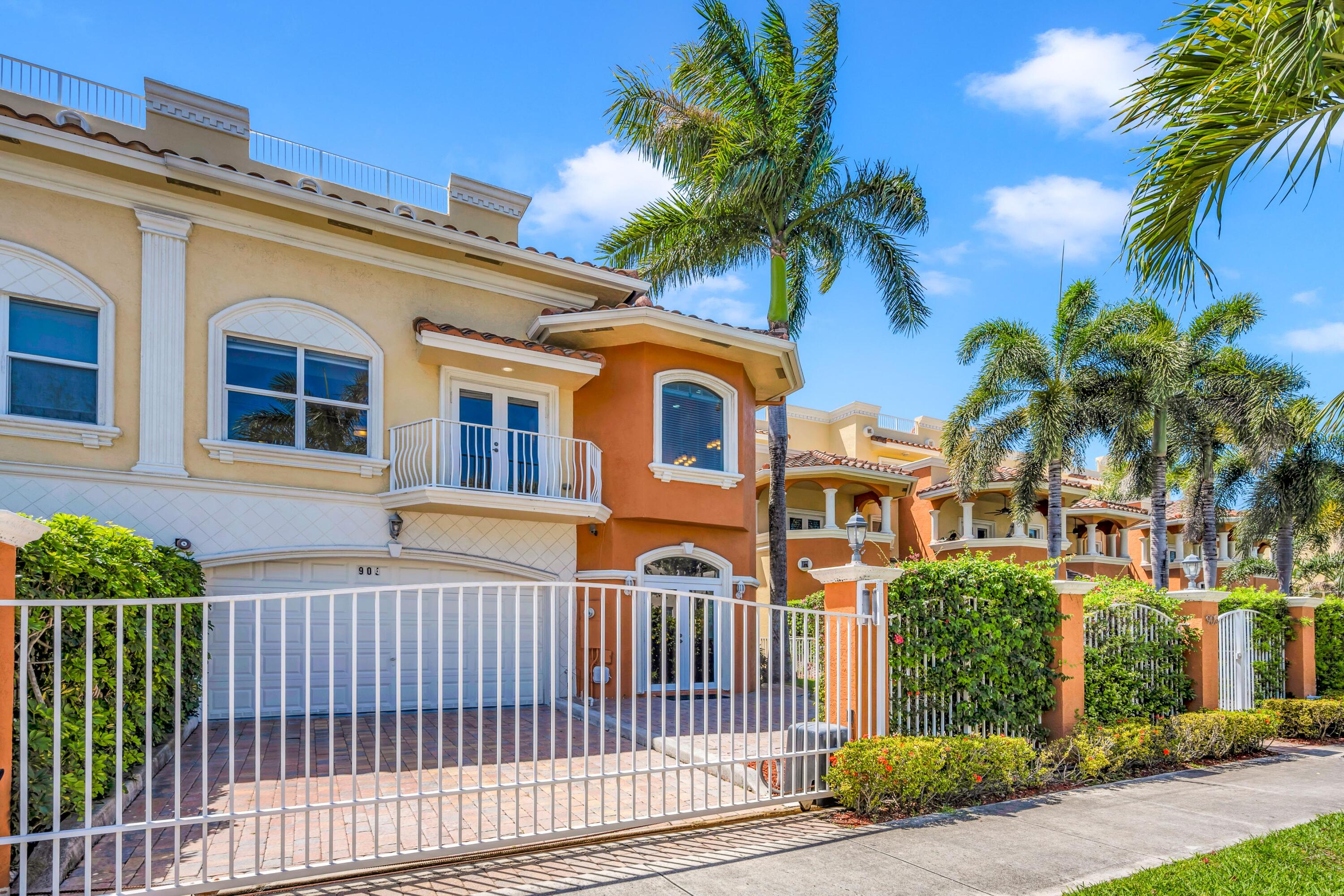 903 NE 17th #104 Fort Lauderdale, FL 33304