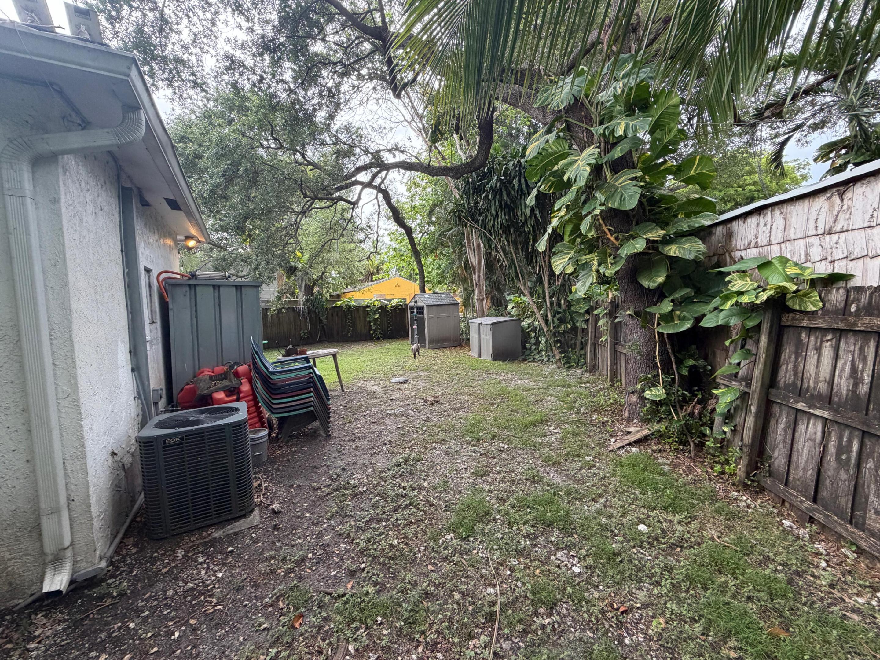 2319 Swanson Miami, FL 33133