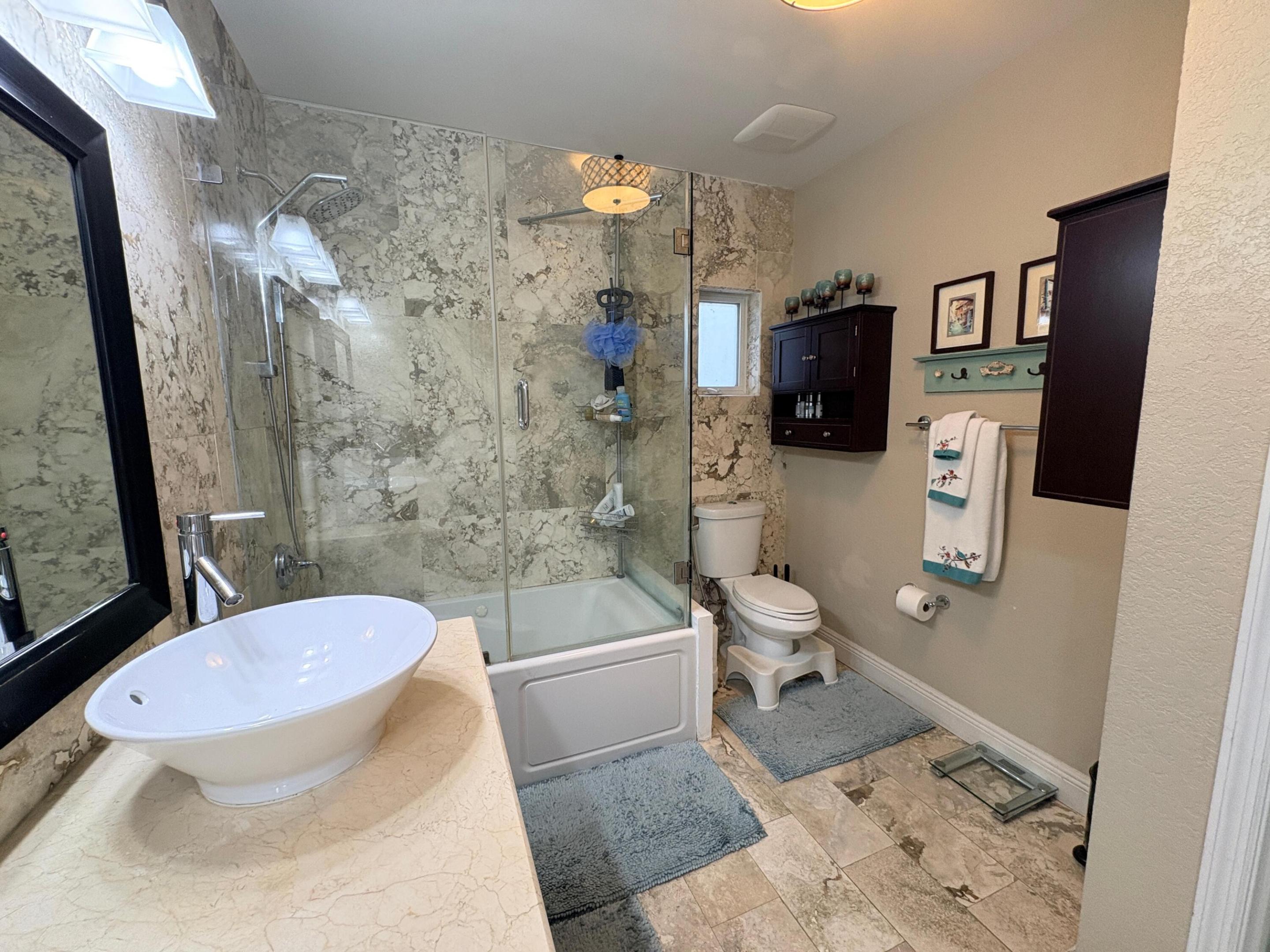 2319 Swanson Miami, FL 33133