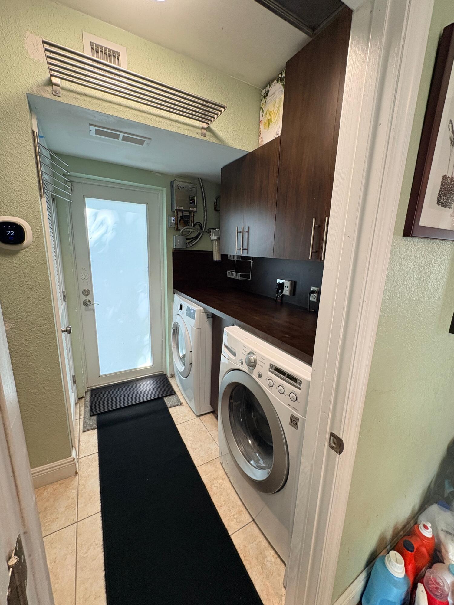 2319 Swanson Miami, FL 33133
