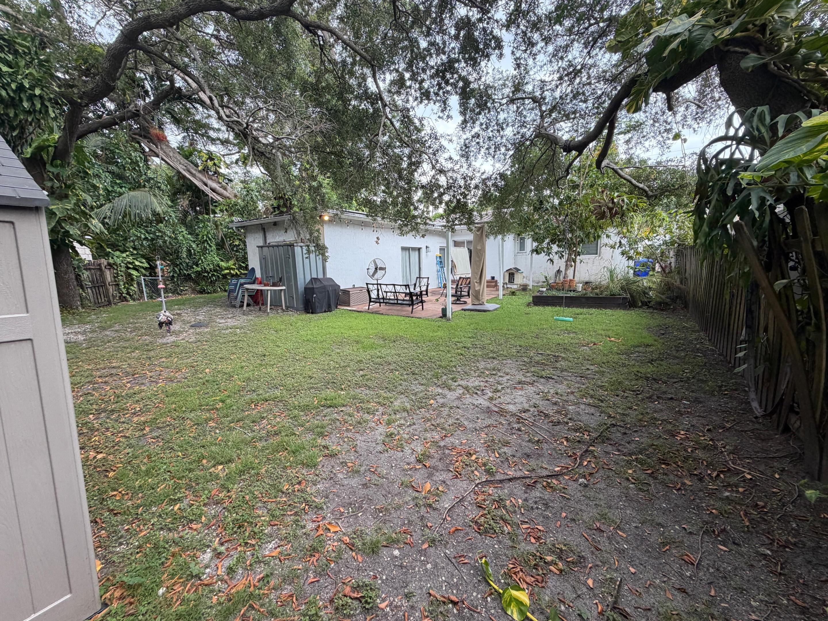2319 Swanson Miami, FL 33133