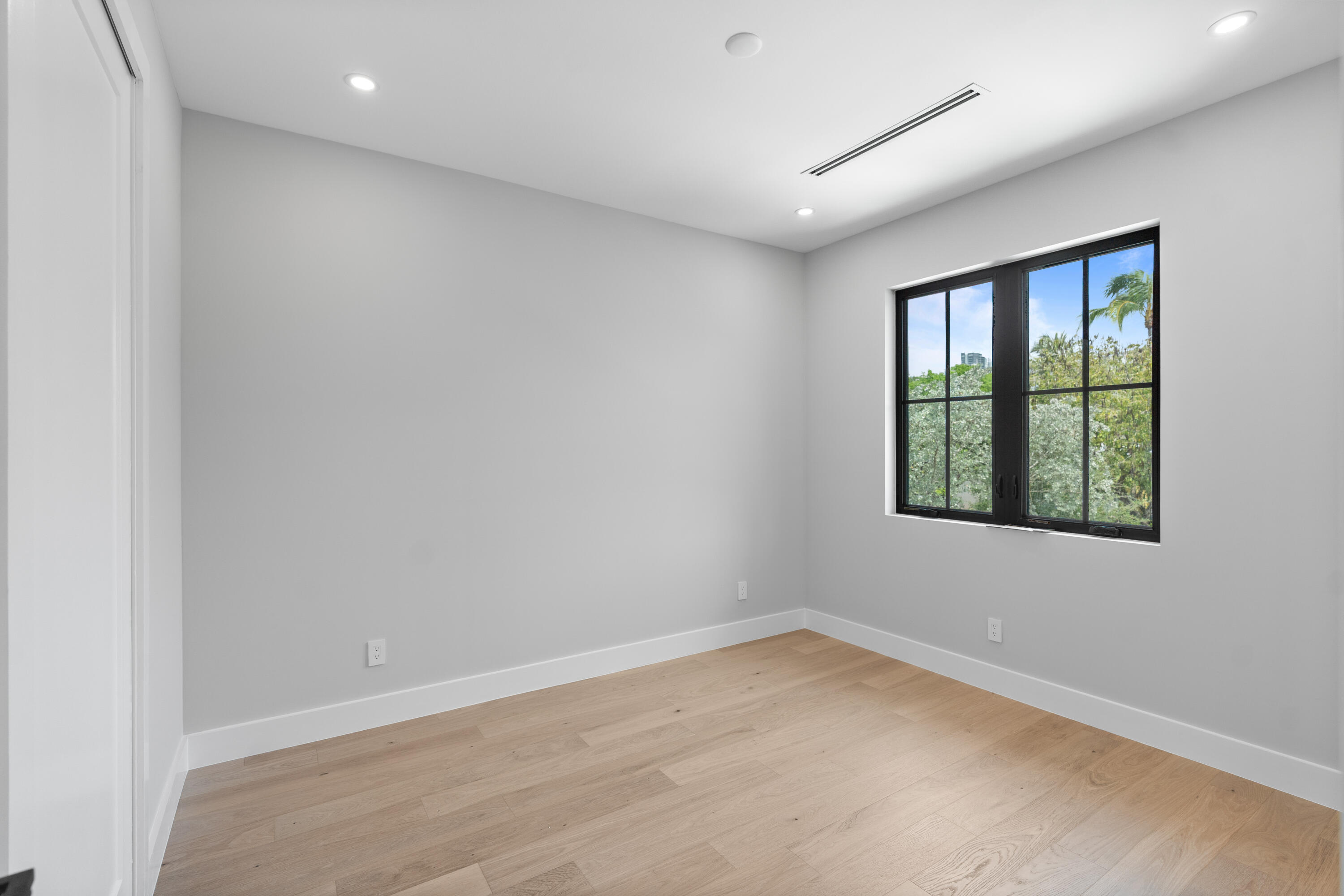 1016 SE 8th Fort Lauderdale, FL 33316
