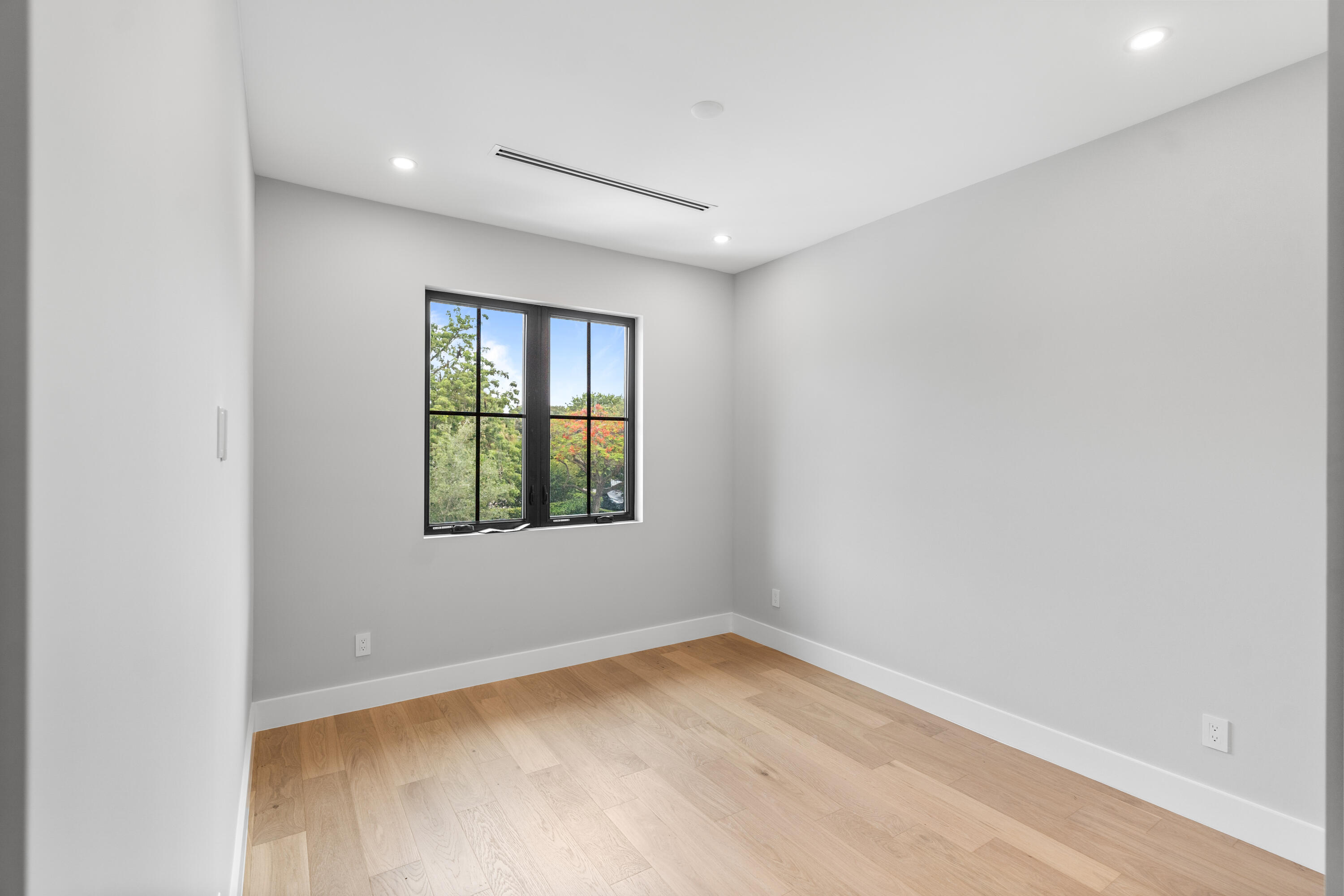 1016 SE 8th Fort Lauderdale, FL 33316