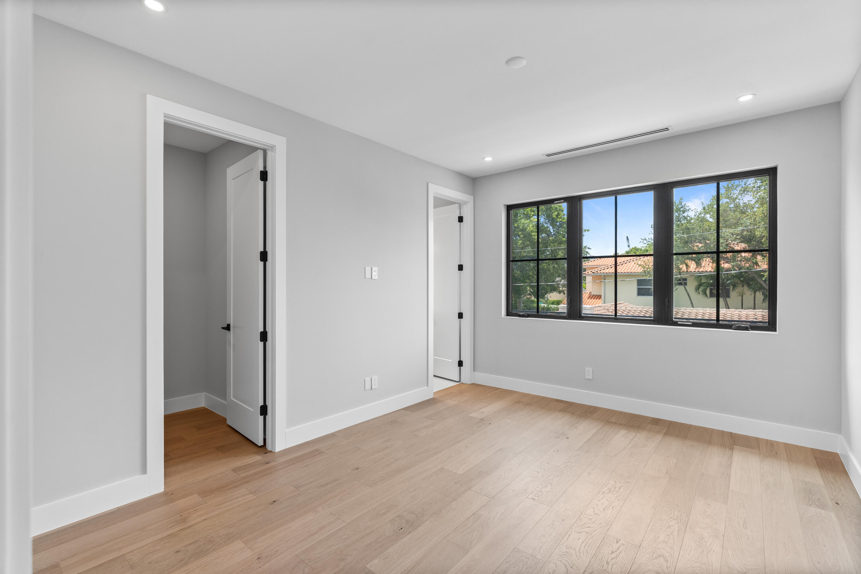 1016 SE 8th Fort Lauderdale, FL 33316