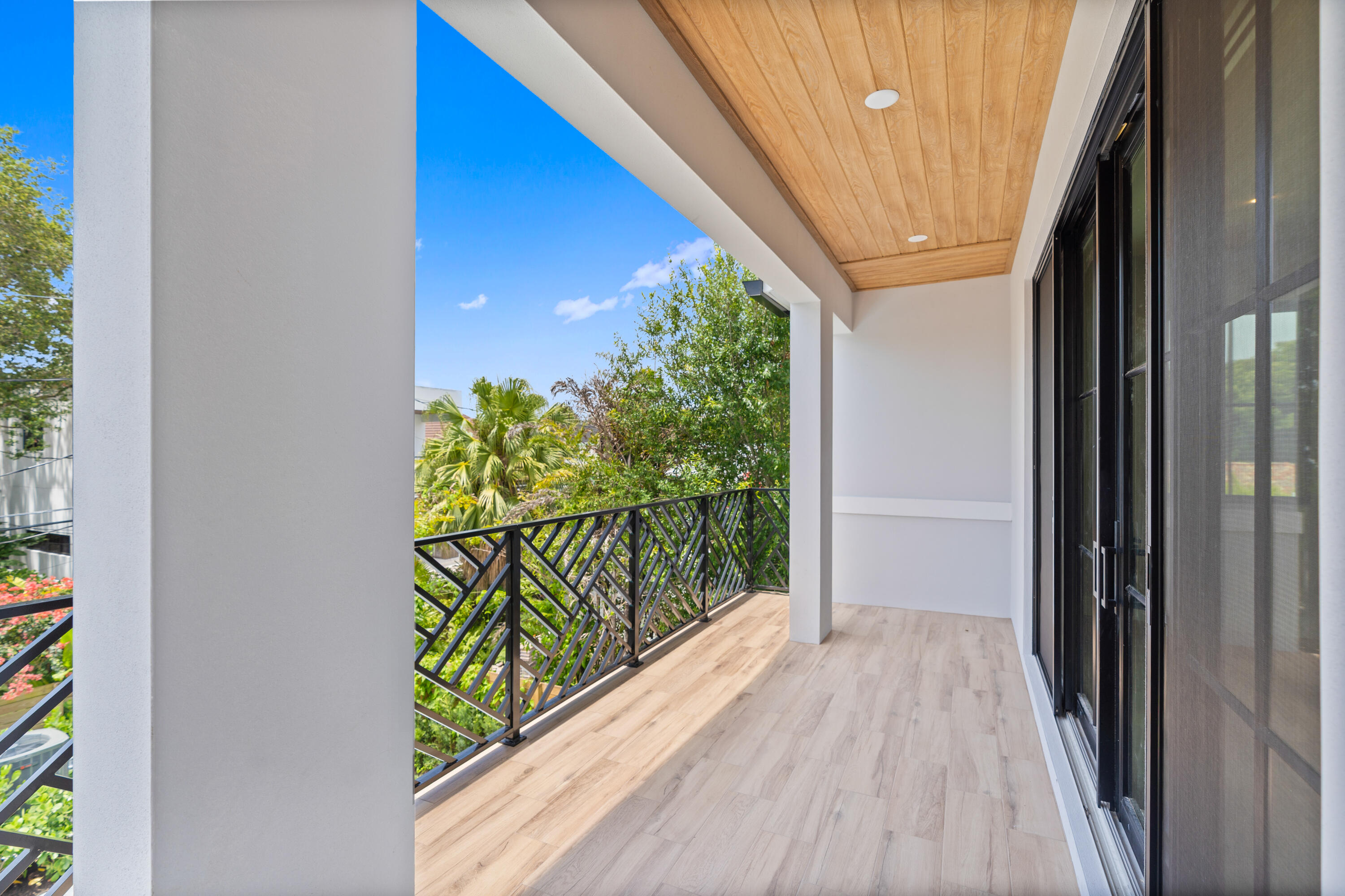 1016 SE 8th Fort Lauderdale, FL 33316