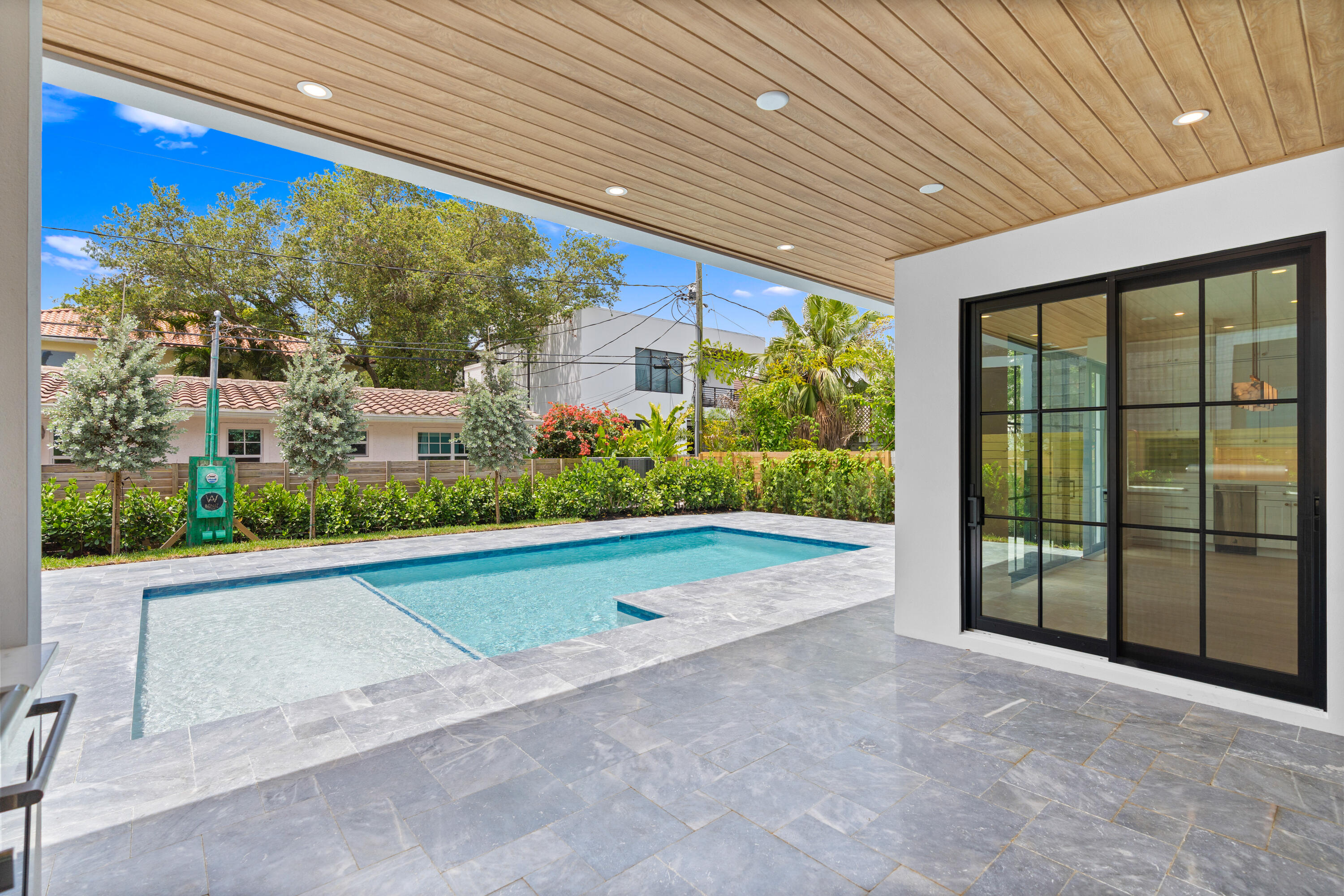 1016 SE 8th Fort Lauderdale, FL 33316