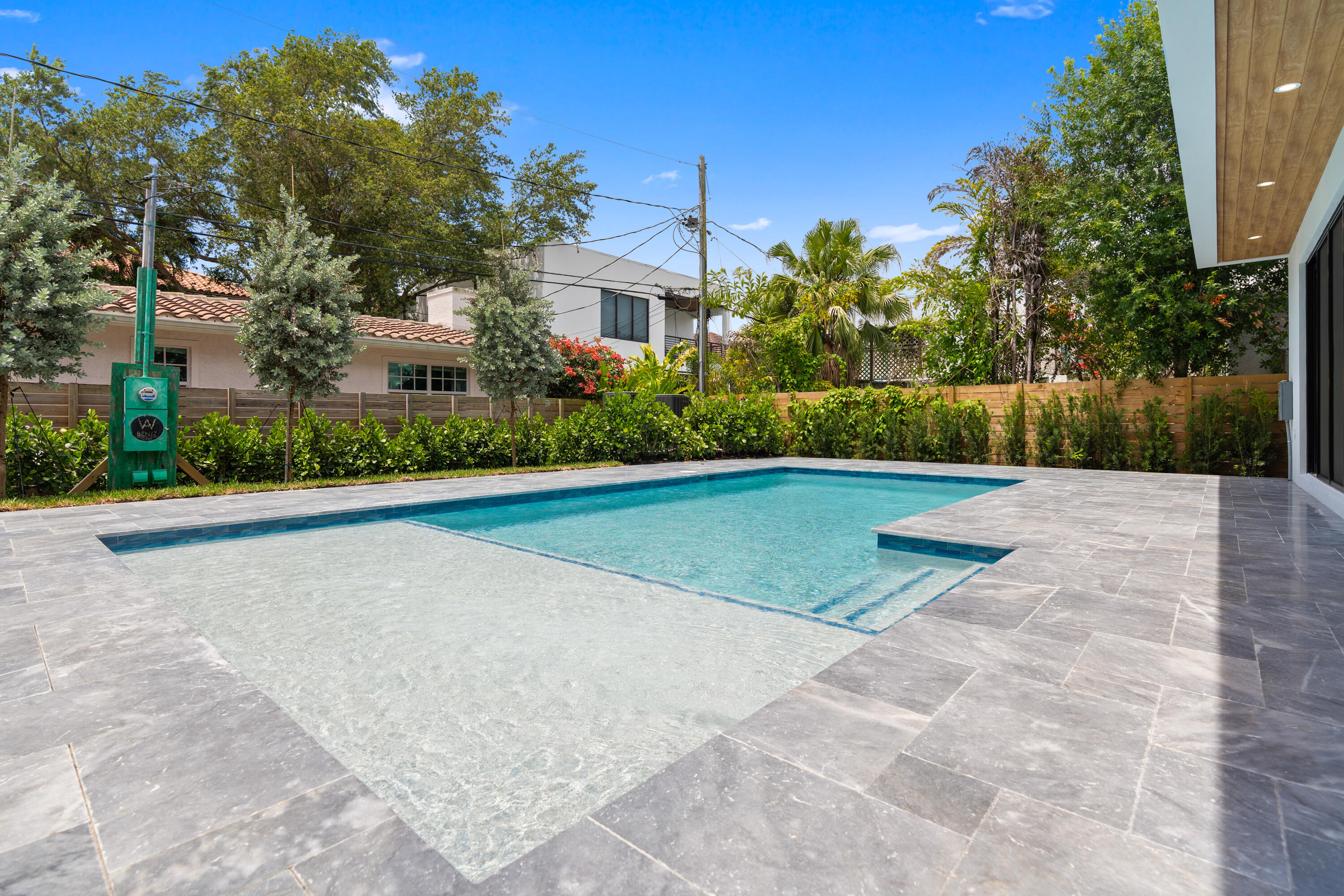 1016 SE 8th Fort Lauderdale, FL 33316