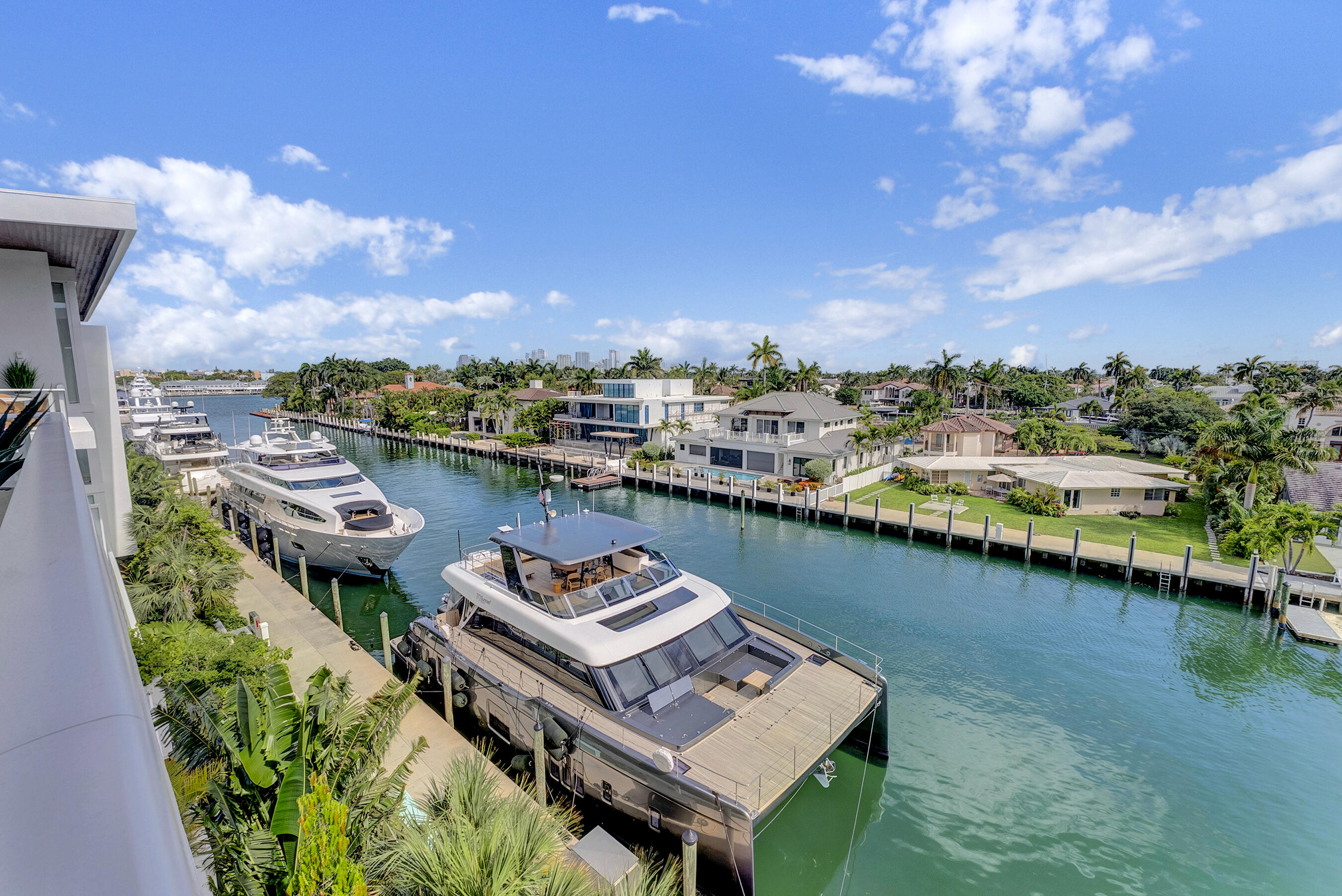 2321 SE 17th #401 Fort Lauderdale, FL 33316
