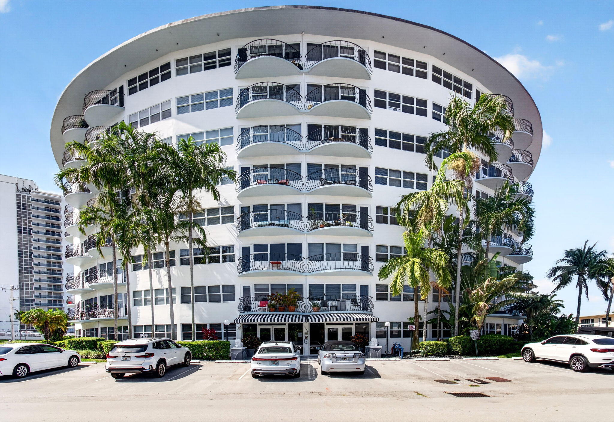 3250 NE 28th #Unit 302