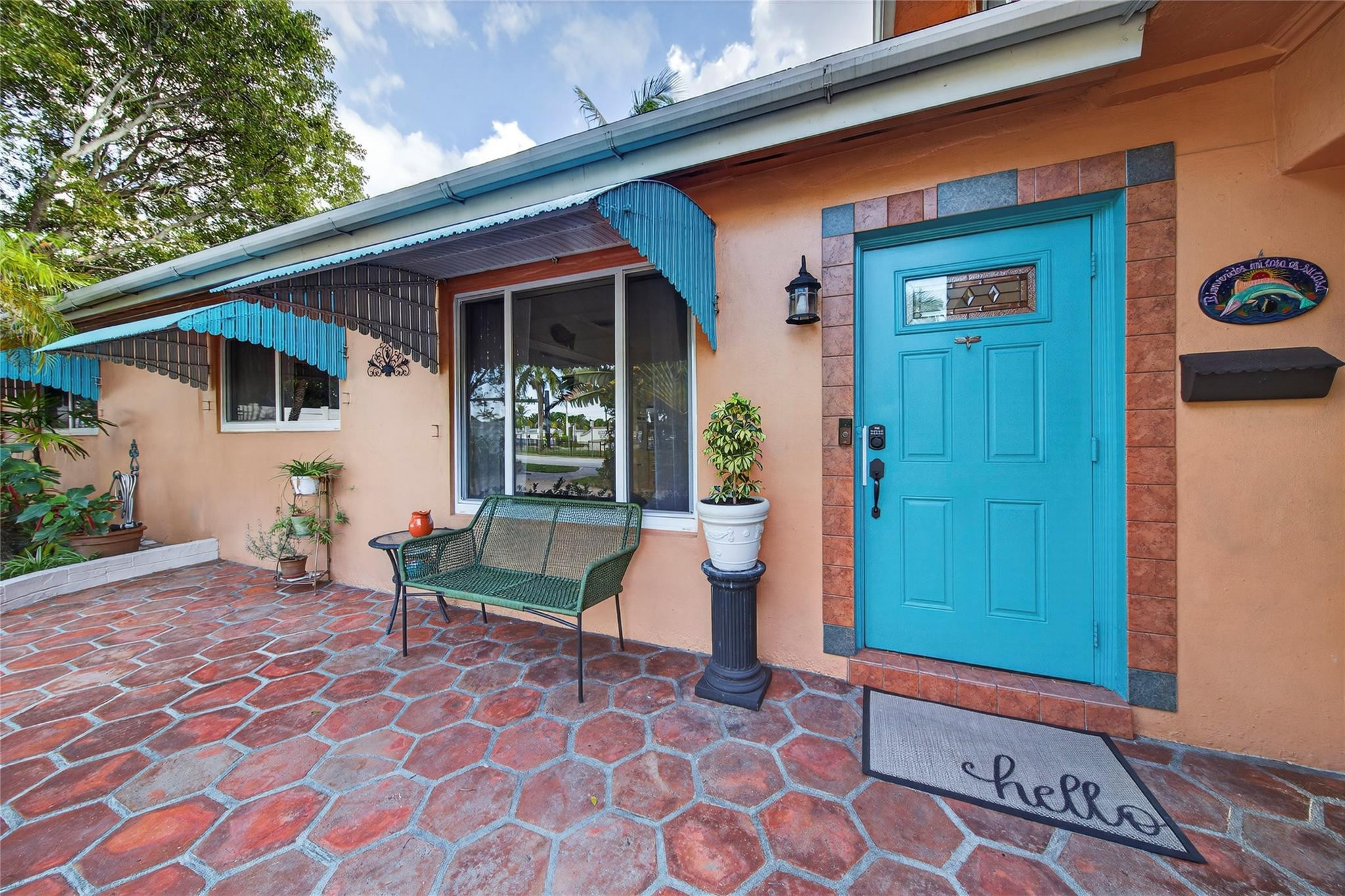 40 SW 9th Pompano Beach, FL 33060