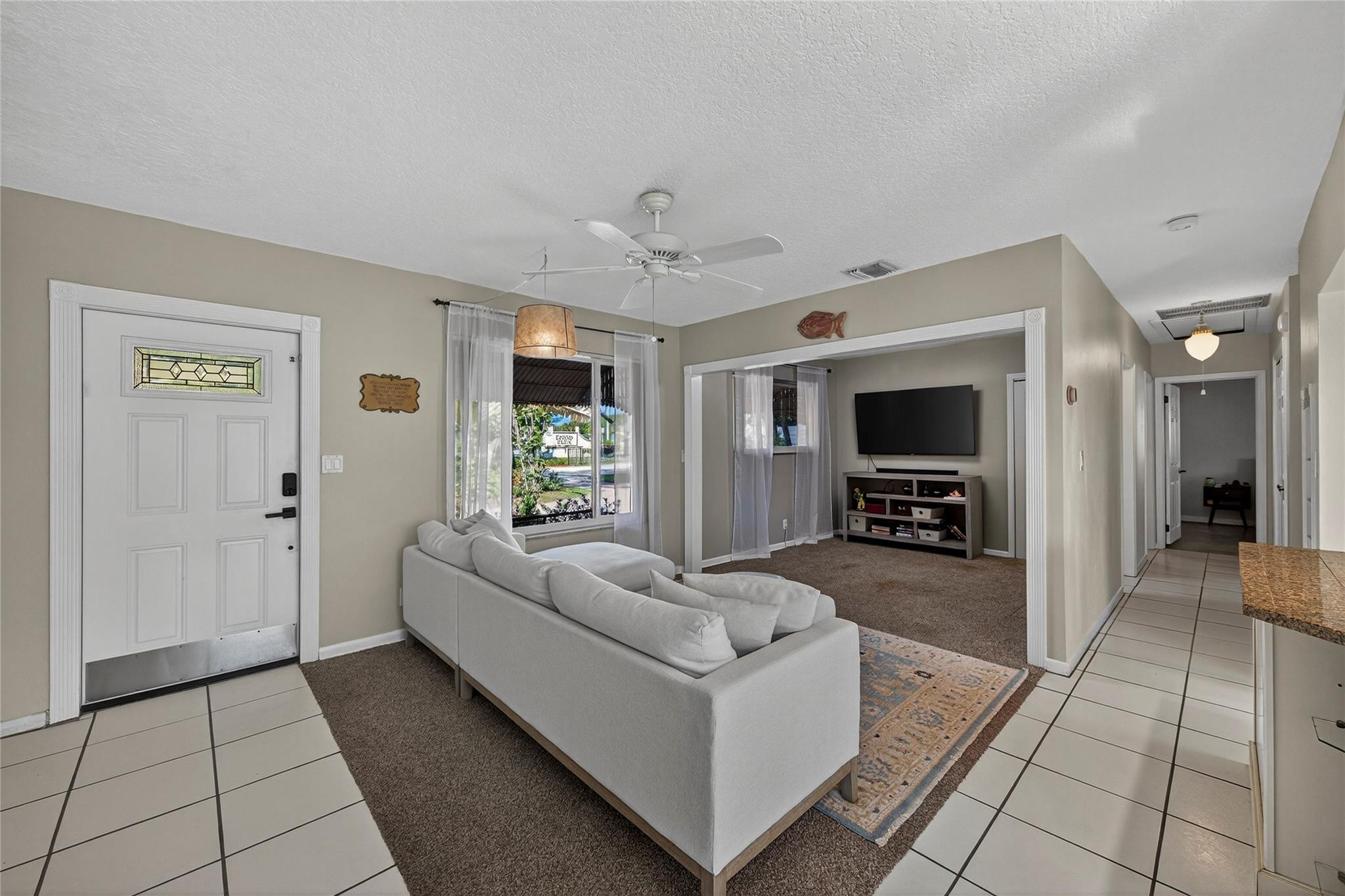 40 SW 9th Pompano Beach, FL 33060