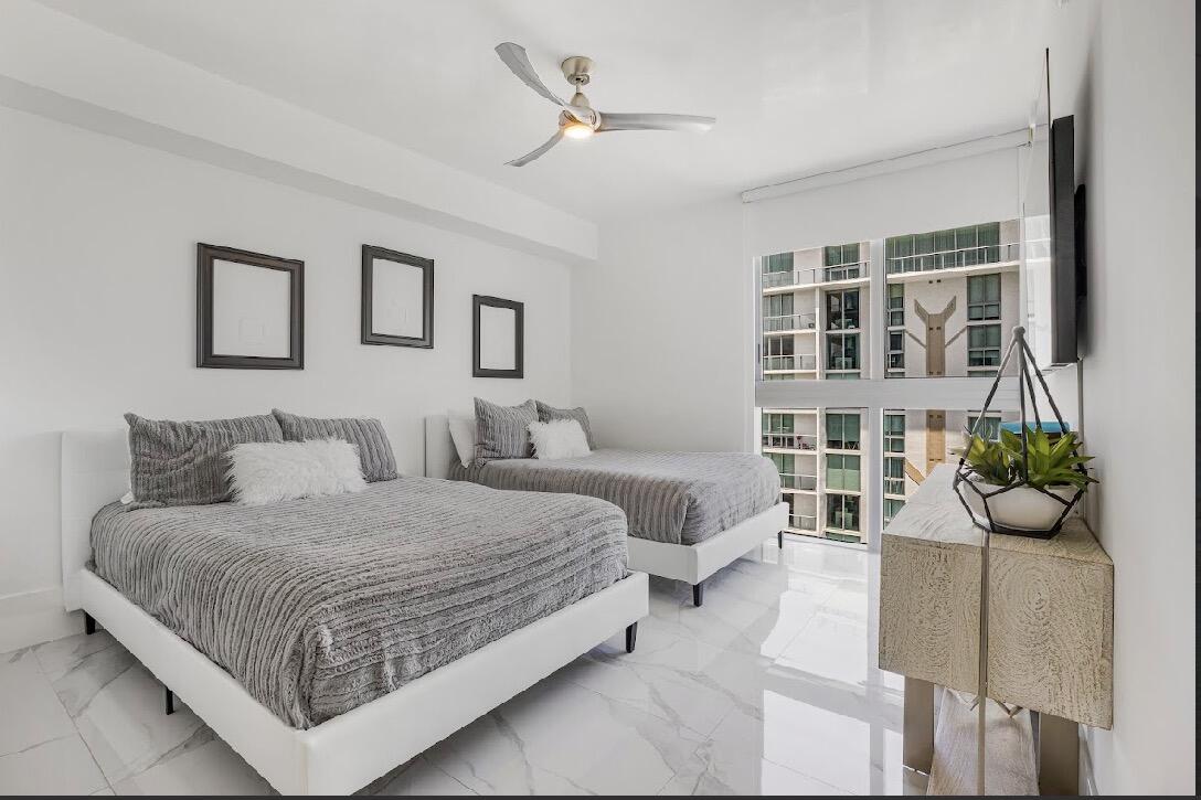 330 Sunny Isles #5-2308 Sunny Isles Beach, FL 33160