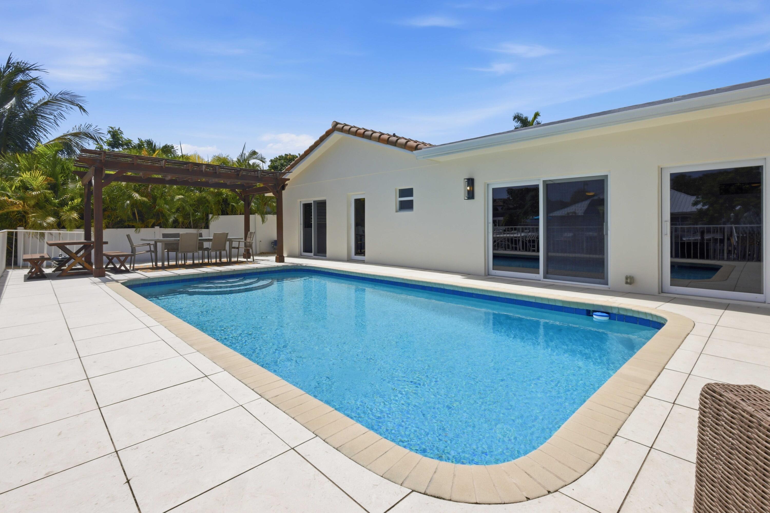 3316 NE 40th Fort Lauderdale, FL 33308