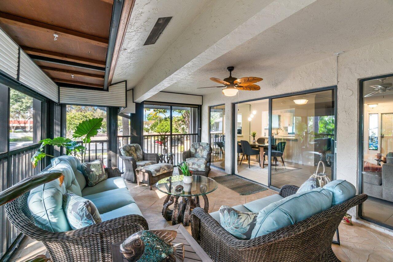 50 Pelican Pointe #2050