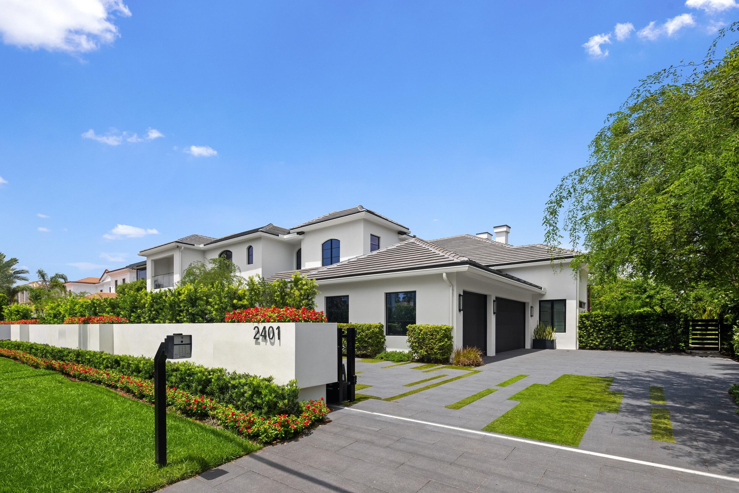 2401 Spanish Riv Rd Boca Raton, FL 33432