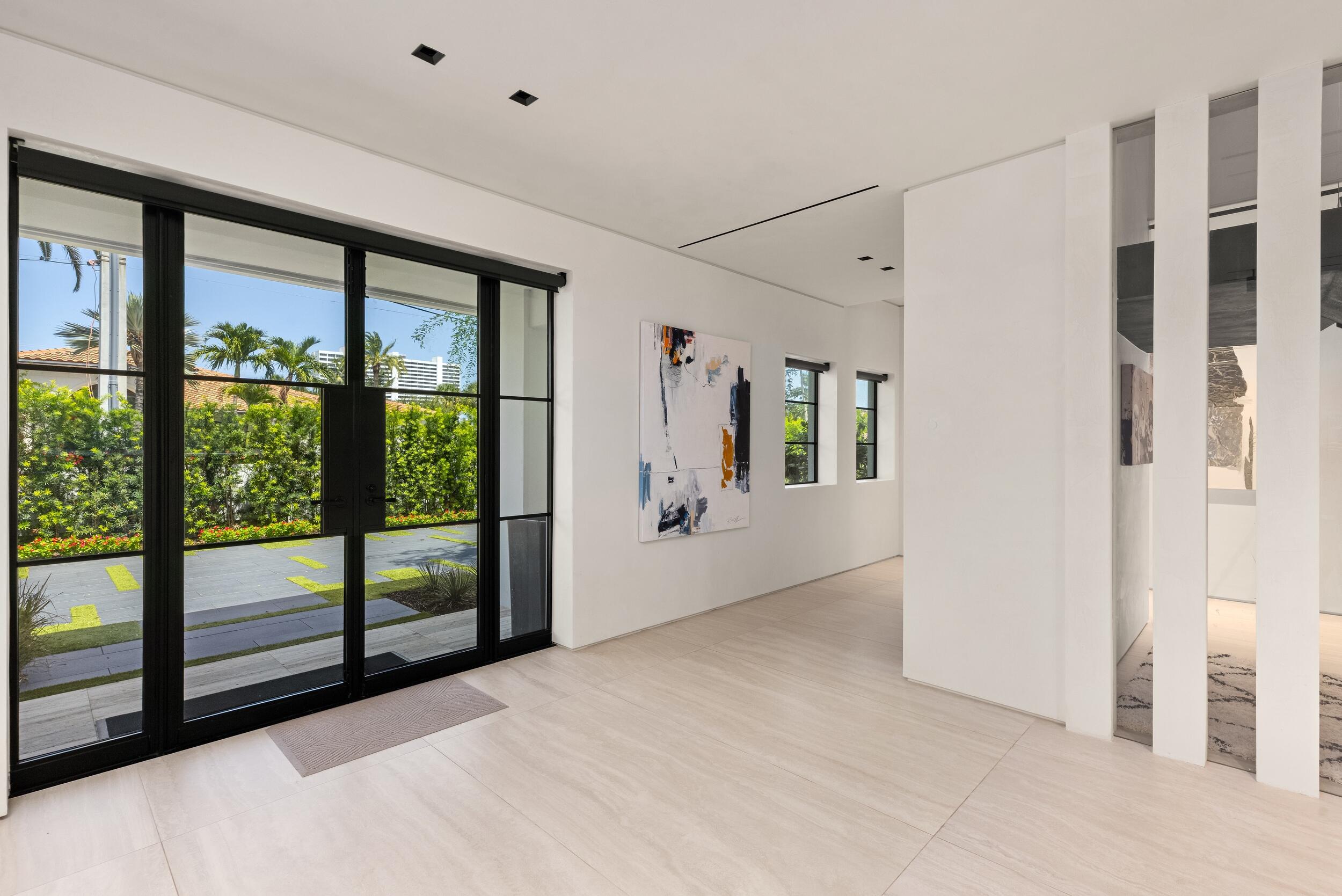 2401 Spanish Riv Rd Boca Raton, FL 33432