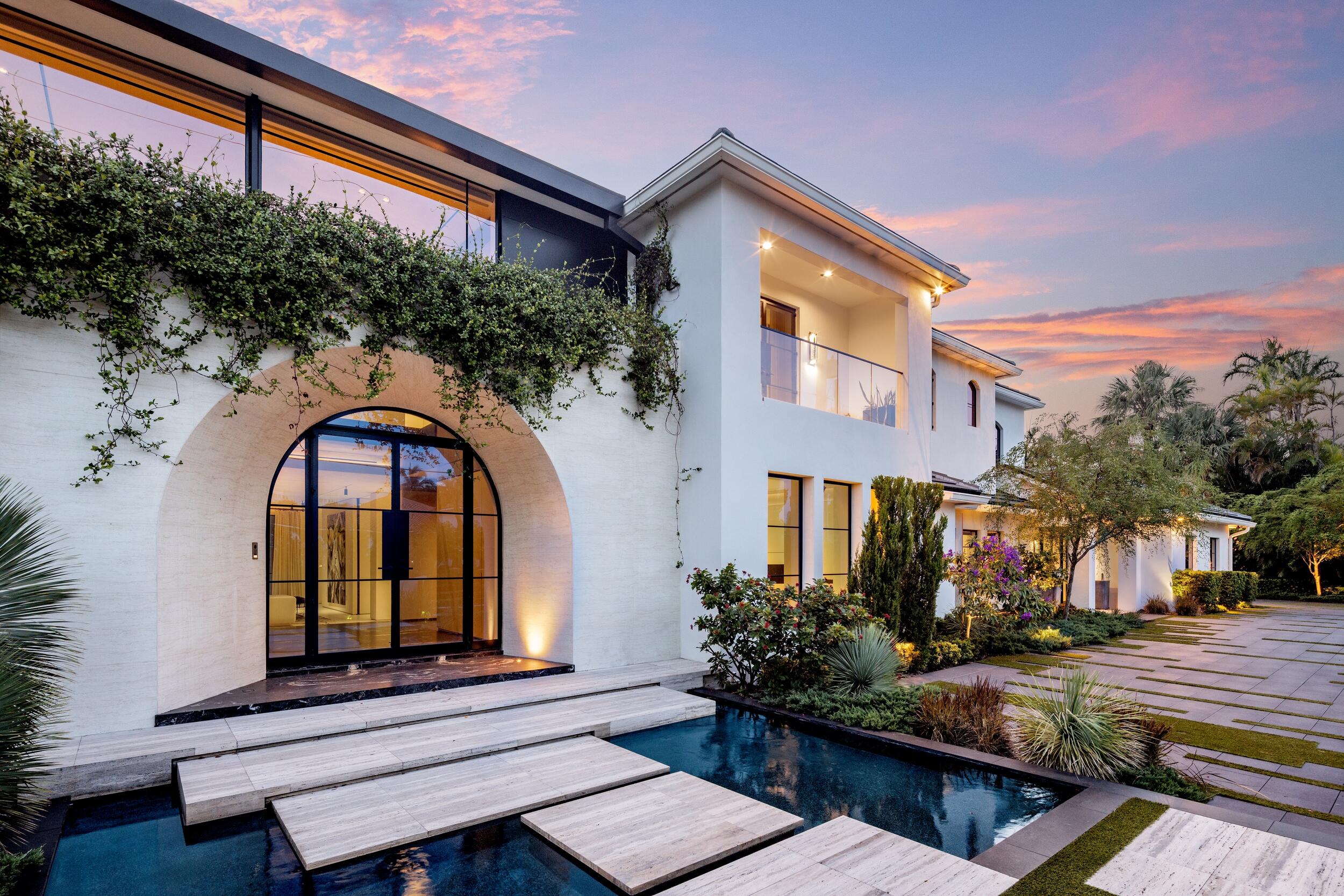2401 Spanish Riv Rd Boca Raton, FL 33432
