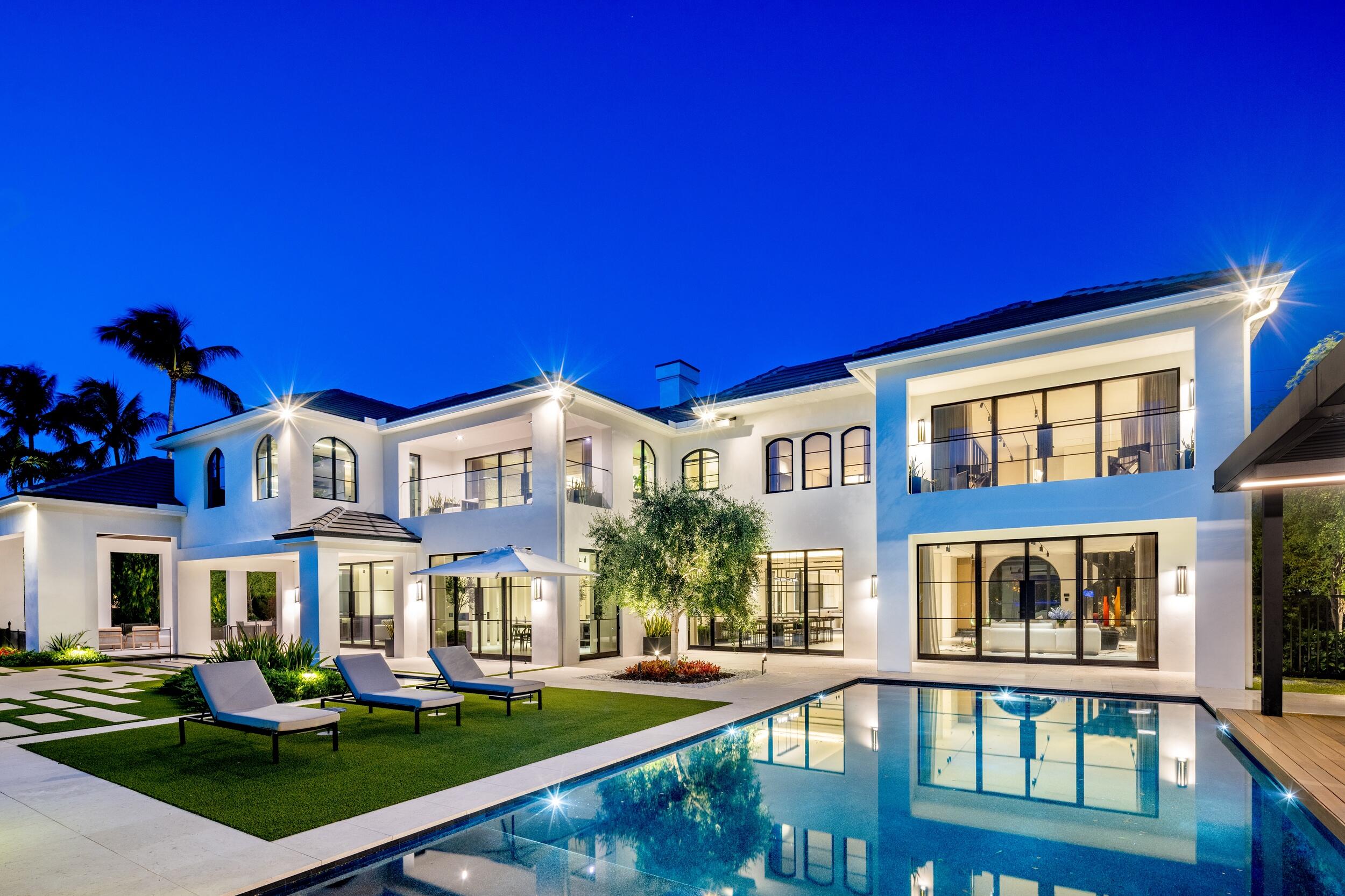 2401 Spanish Riv Rd Boca Raton, FL 33432