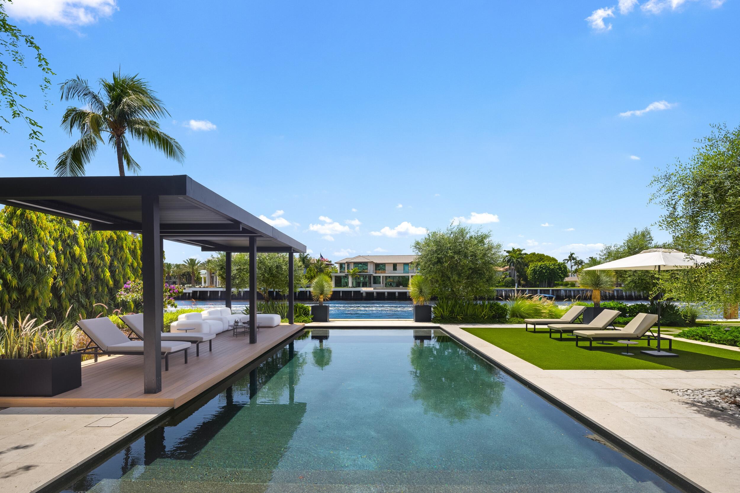 2401 Spanish Riv Rd Boca Raton, FL 33432