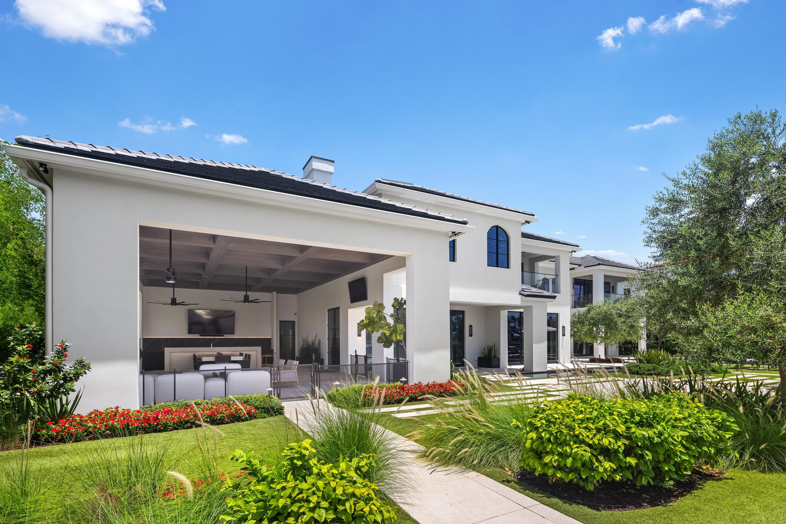 2401 Spanish Riv Rd Boca Raton, FL 33432
