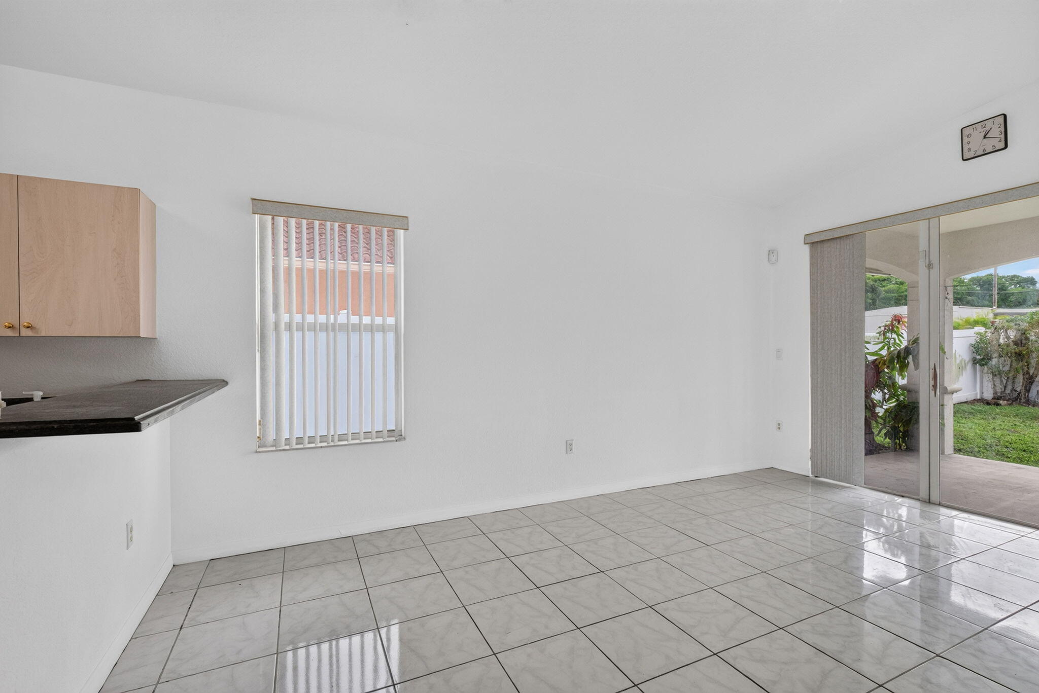 900 SE 2nd Ave Dania Beach, FL 33004