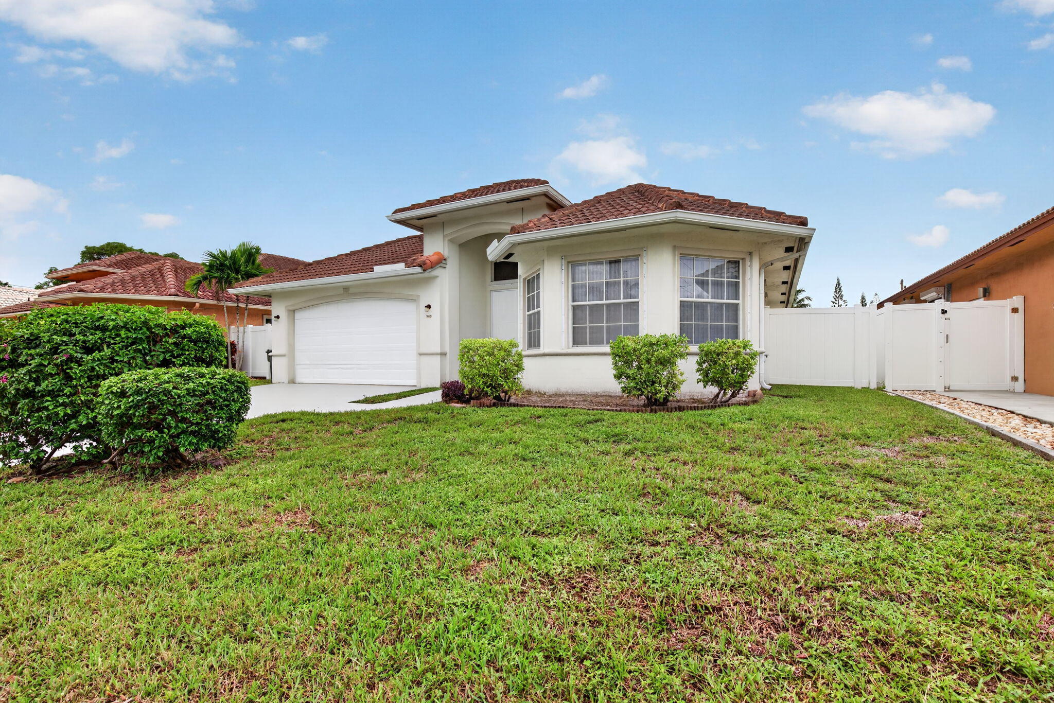 900 SE 2nd Ave Dania Beach, FL 33004