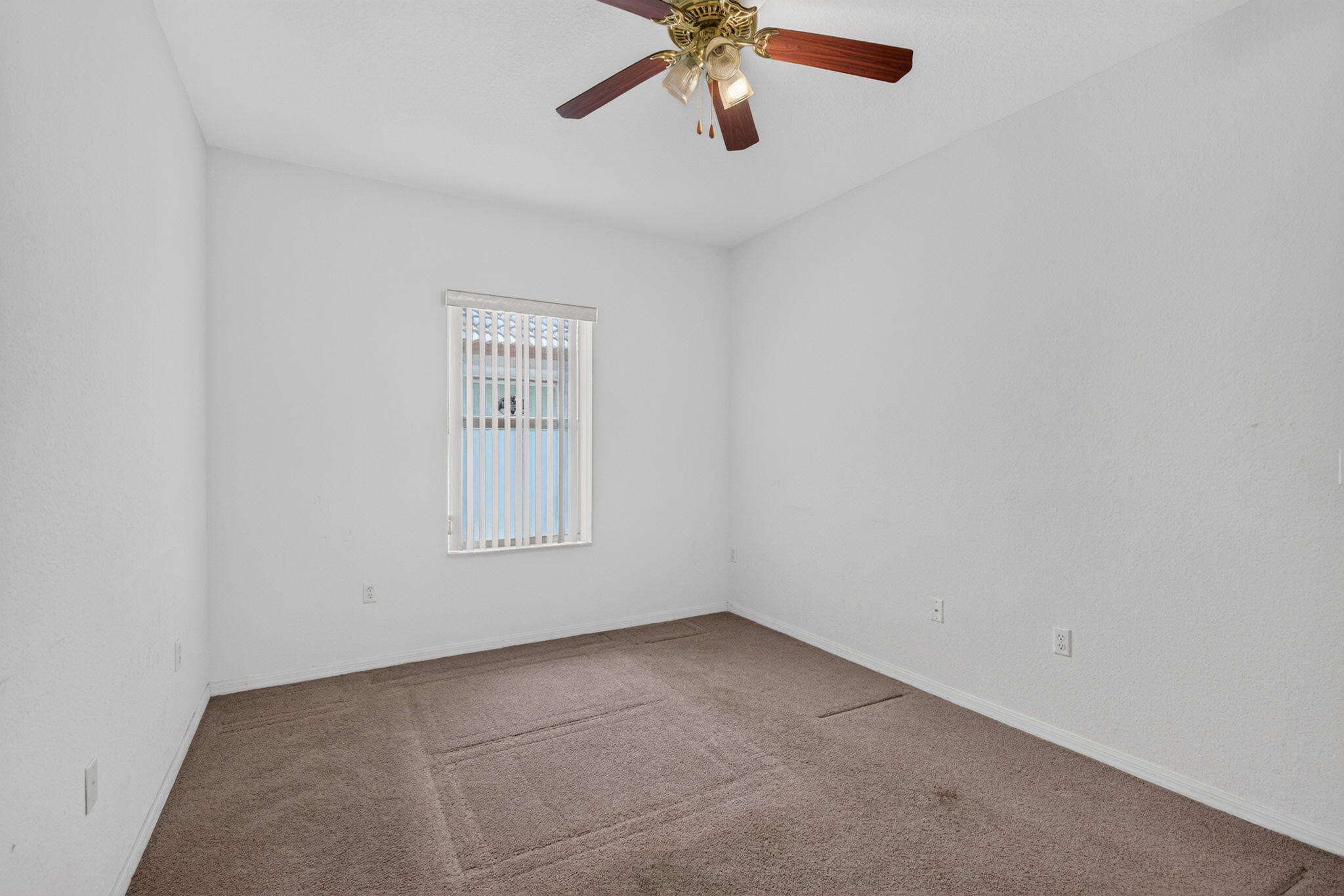 900 SE 2nd Ave Dania Beach, FL 33004