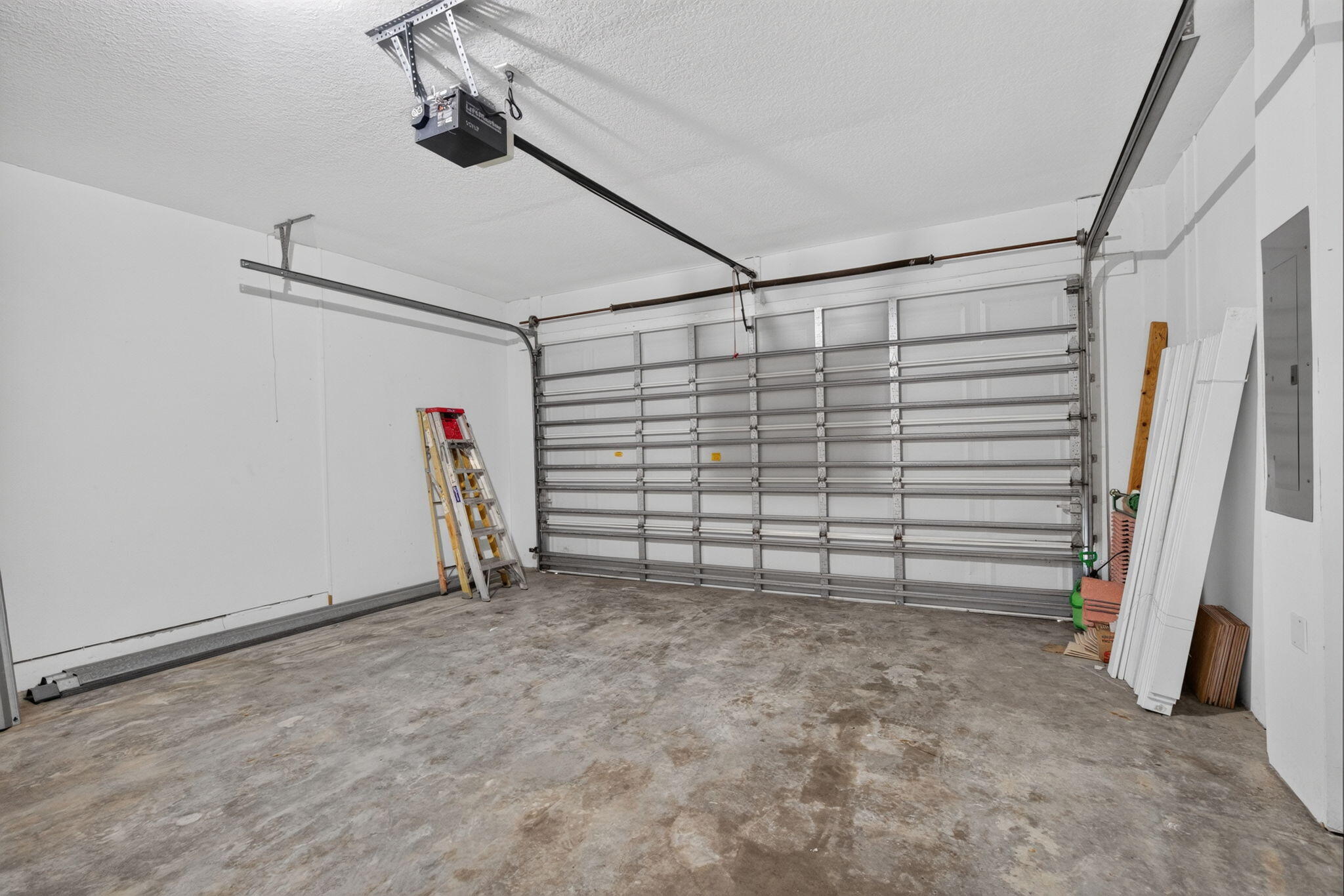 900 SE 2nd Ave Dania Beach, FL 33004