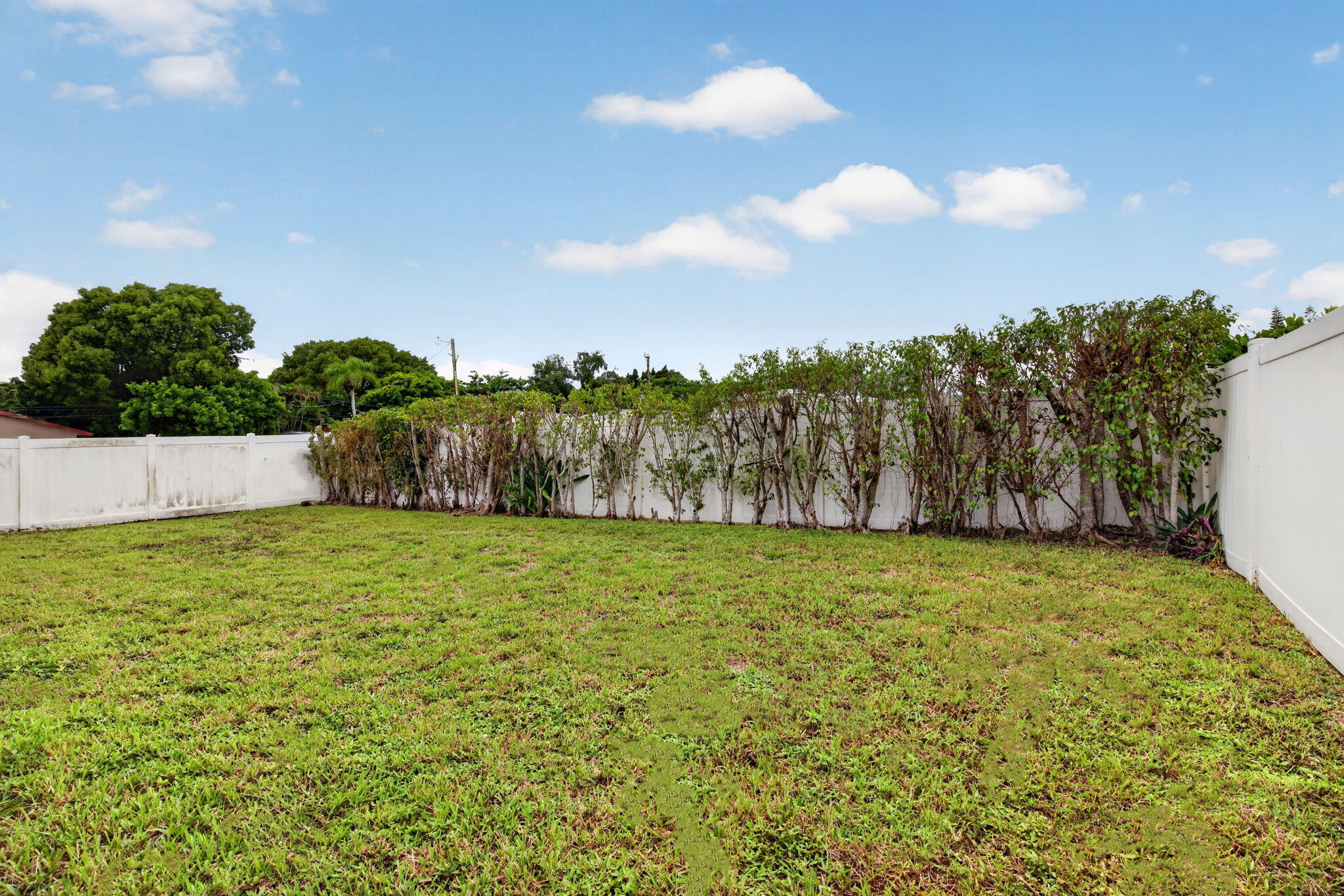 900 SE 2nd Ave Dania Beach, FL 33004