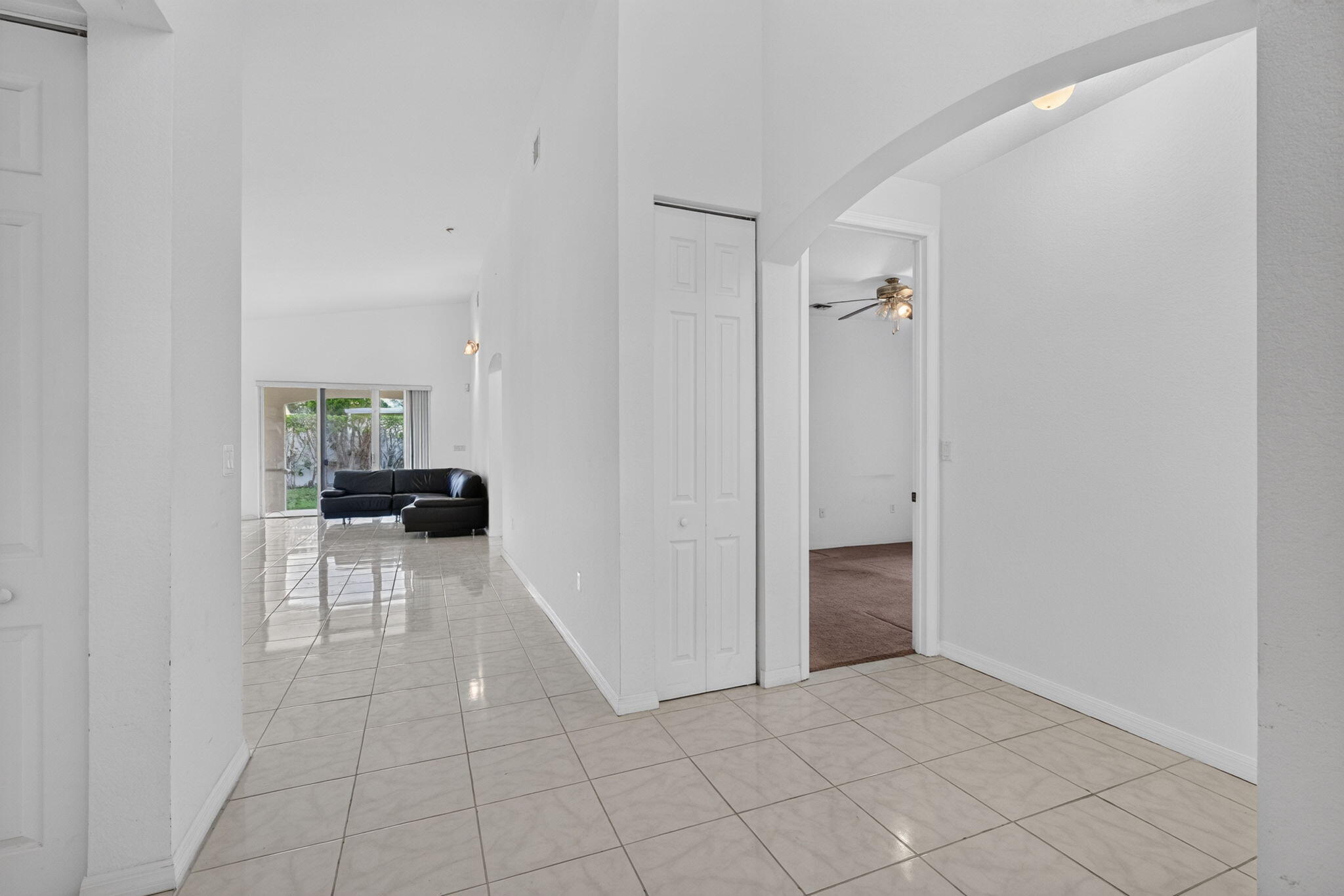 900 SE 2nd Ave Dania Beach, FL 33004