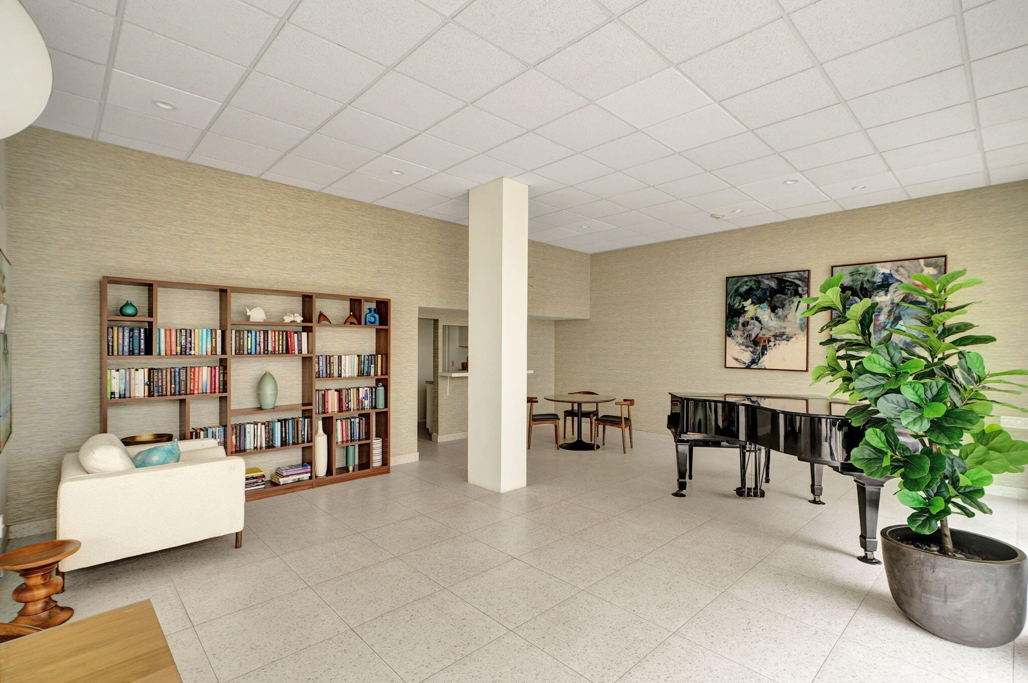 2840 N Ocean Blvd #801 Fort Lauderdale, FL 33308