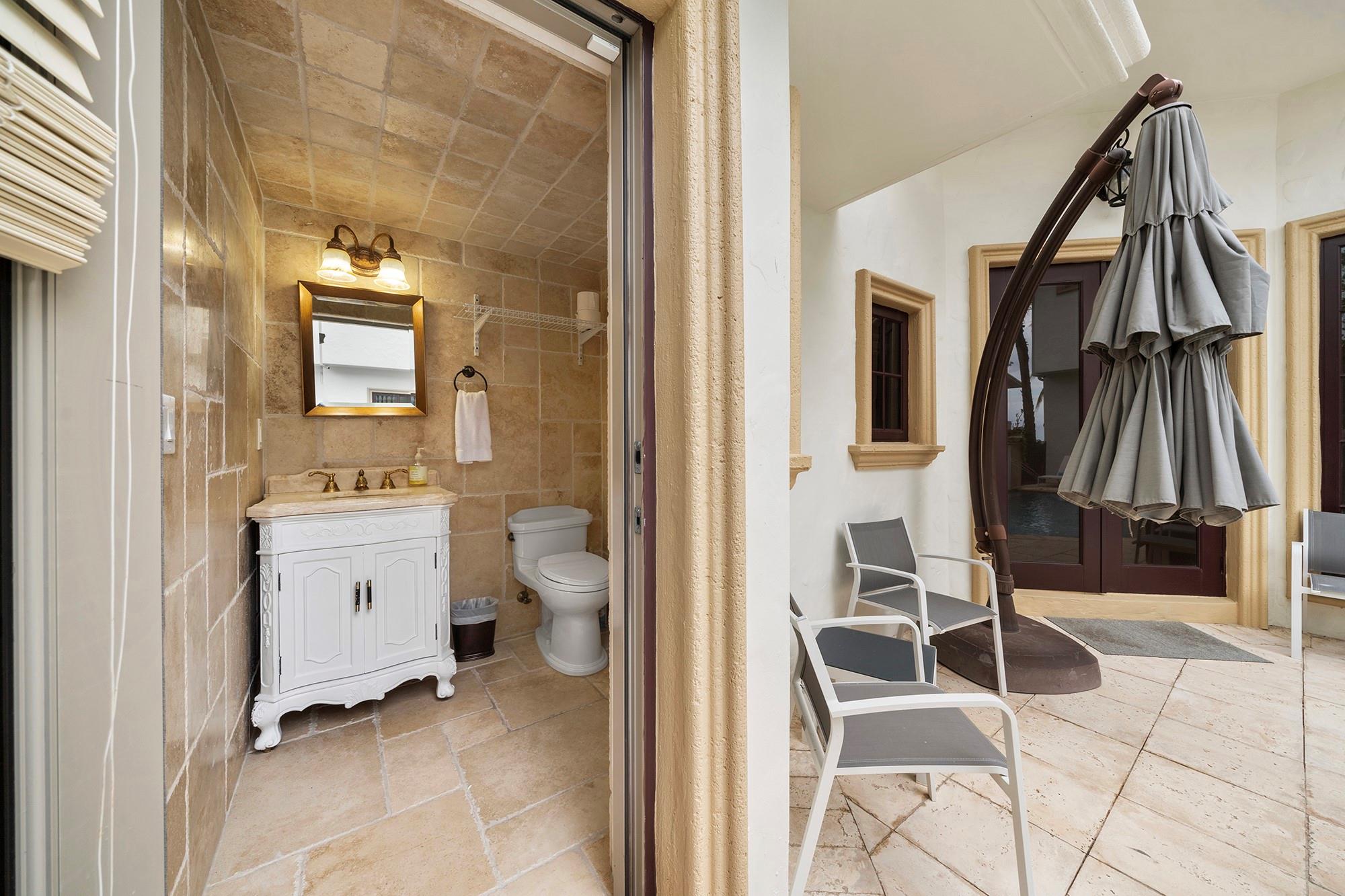 2760 N Atlantic Blvd Fort Lauderdale, FL 33308