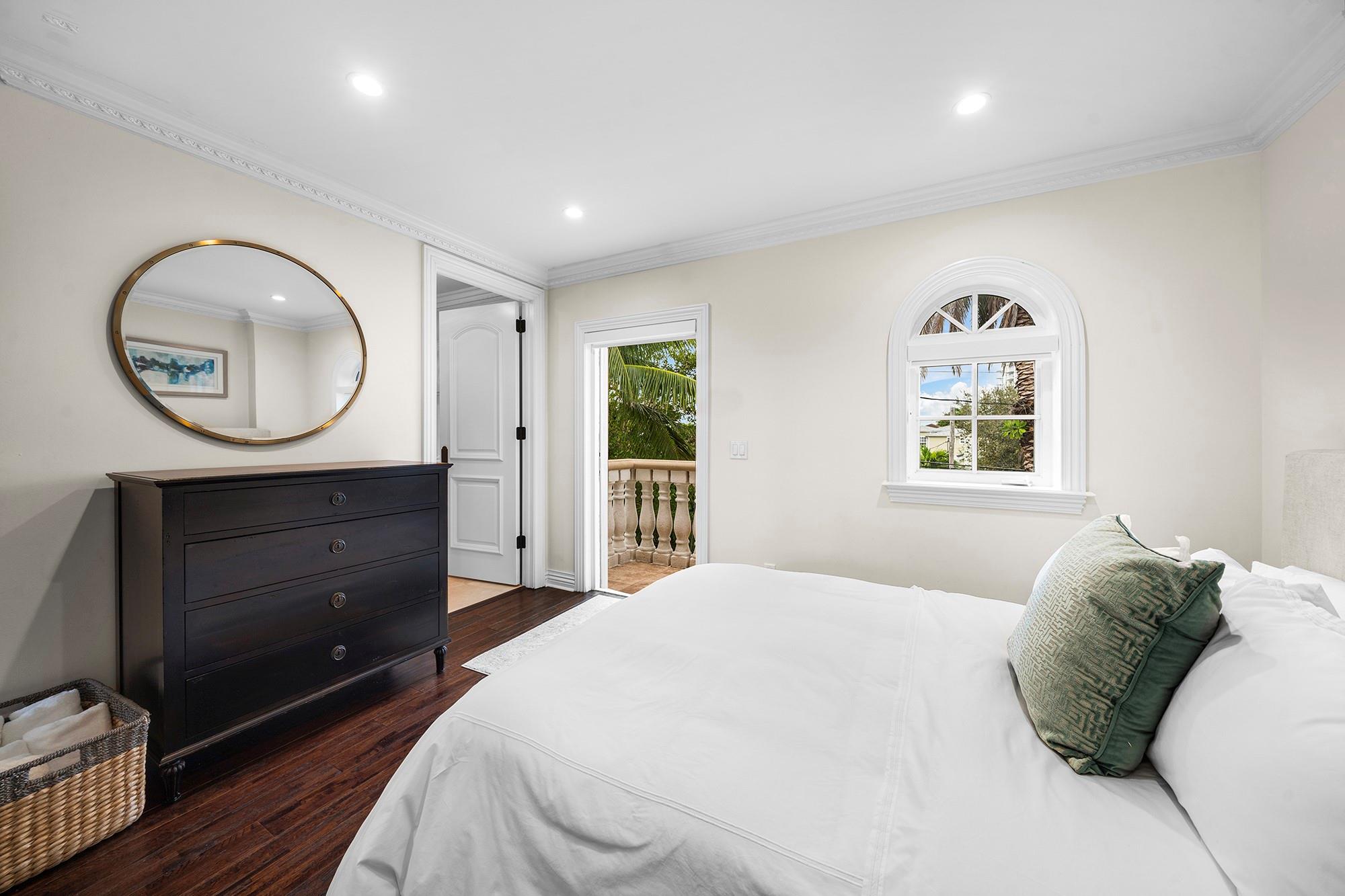 2760 N Atlantic Blvd Fort Lauderdale, FL 33308