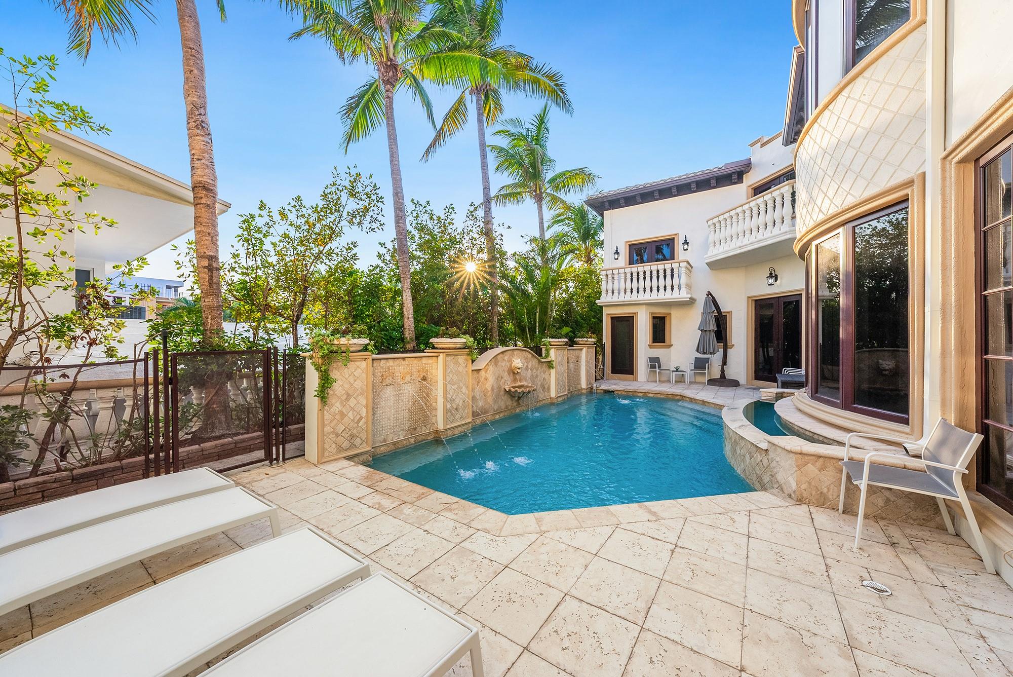 2760 N Atlantic Blvd Fort Lauderdale, FL 33308