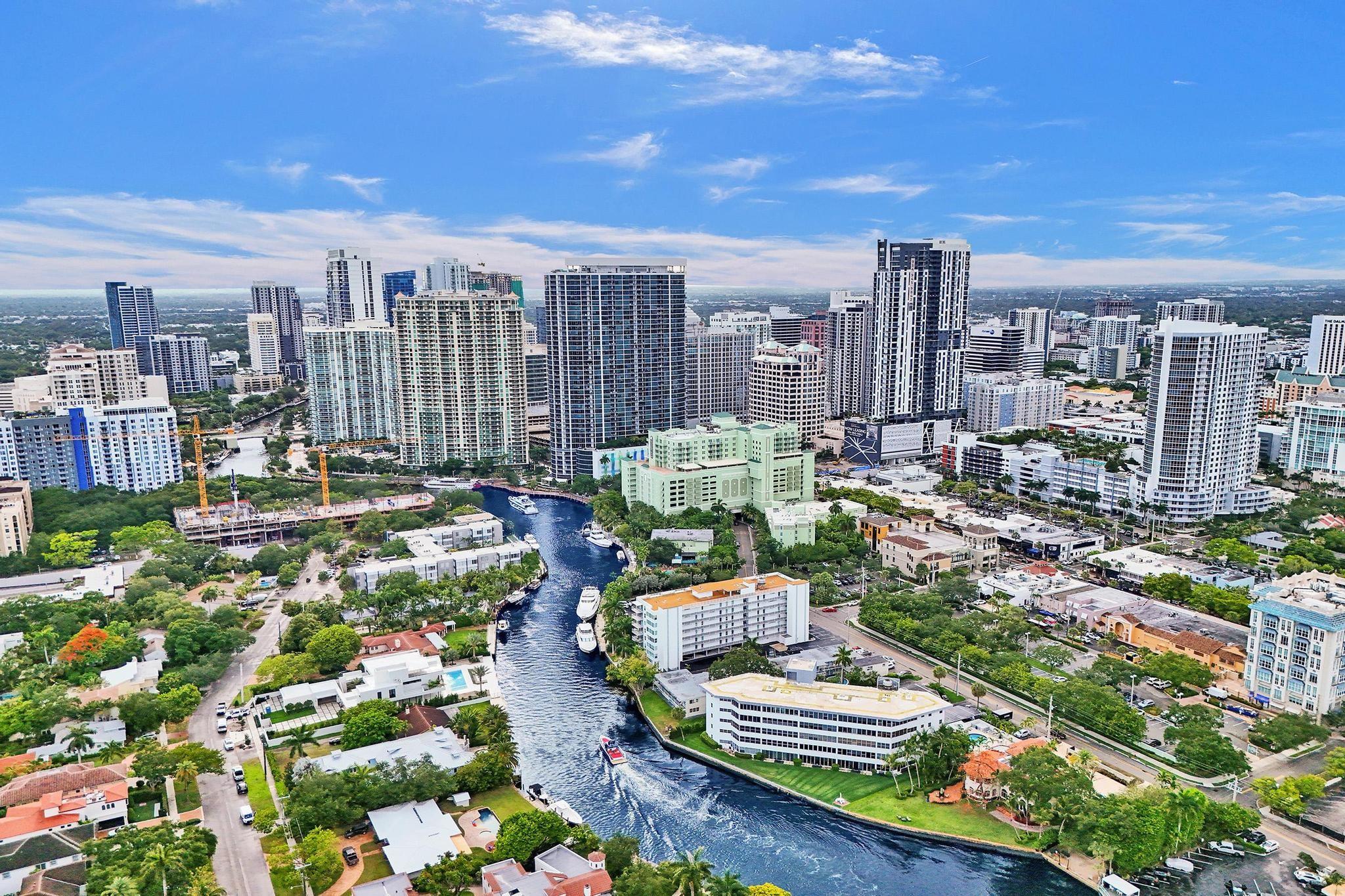 818 SE 4th St #202 Fort Lauderdale, FL 33301