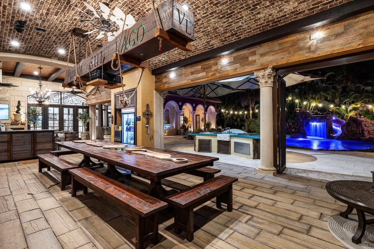 16389 Bridlewood Cir Delray Beach, FL 33445